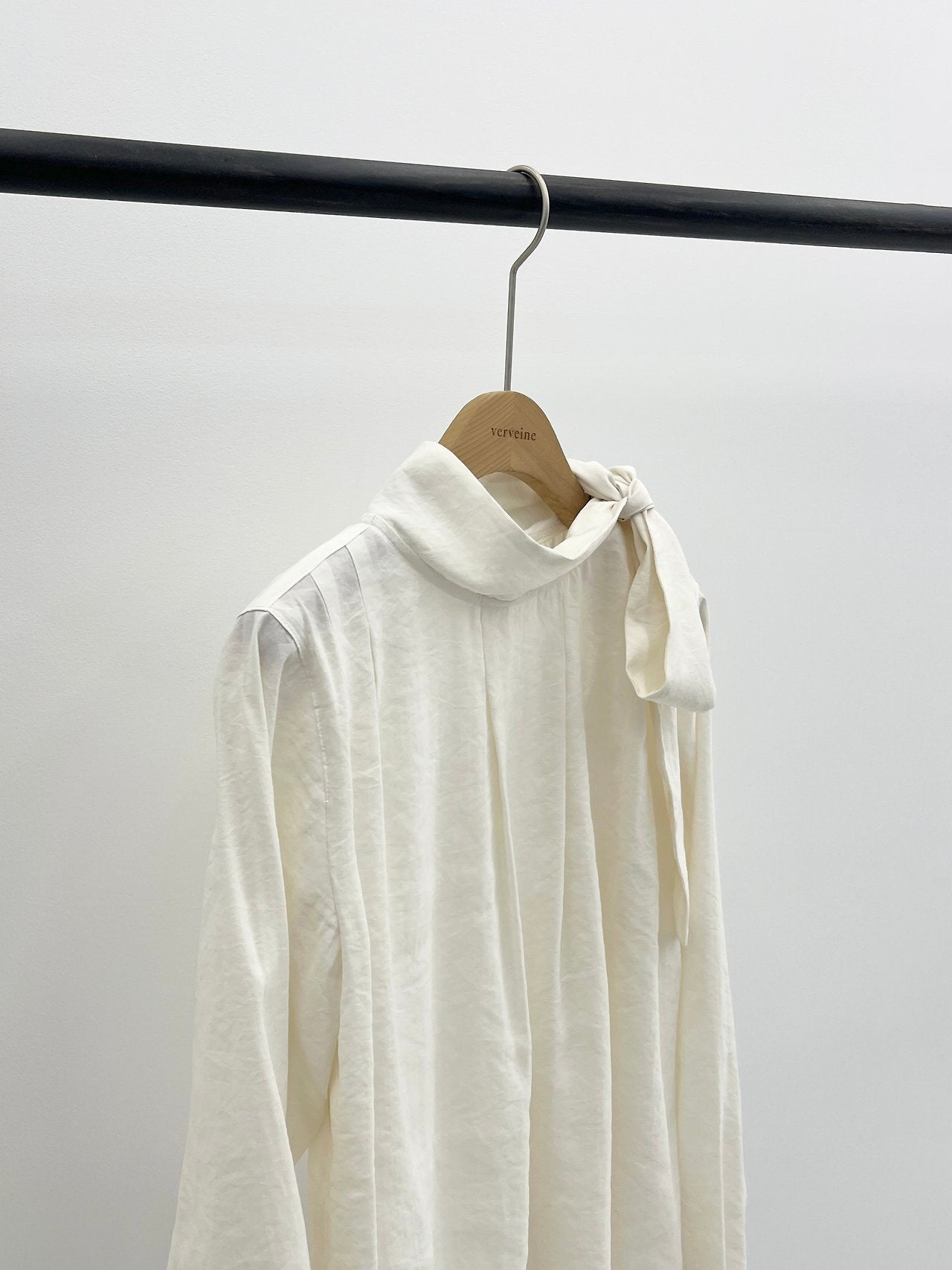 Ere scarf blouse-2col