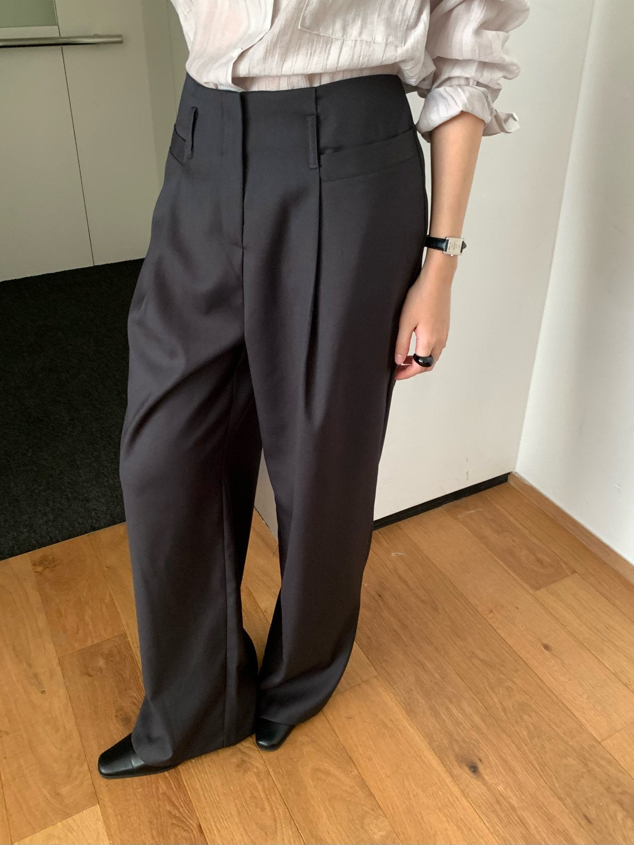 Root slacks-2col