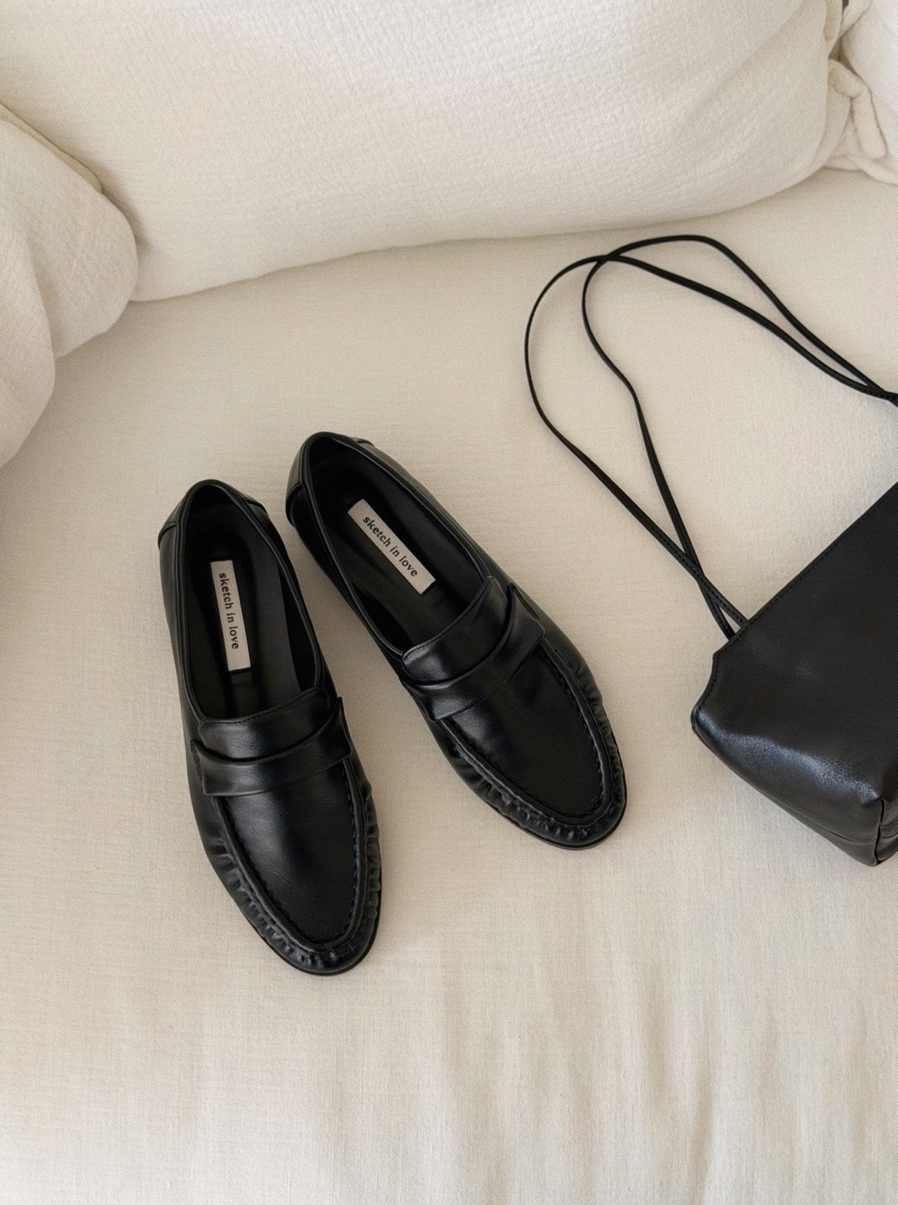 Classic Shirring Loafer