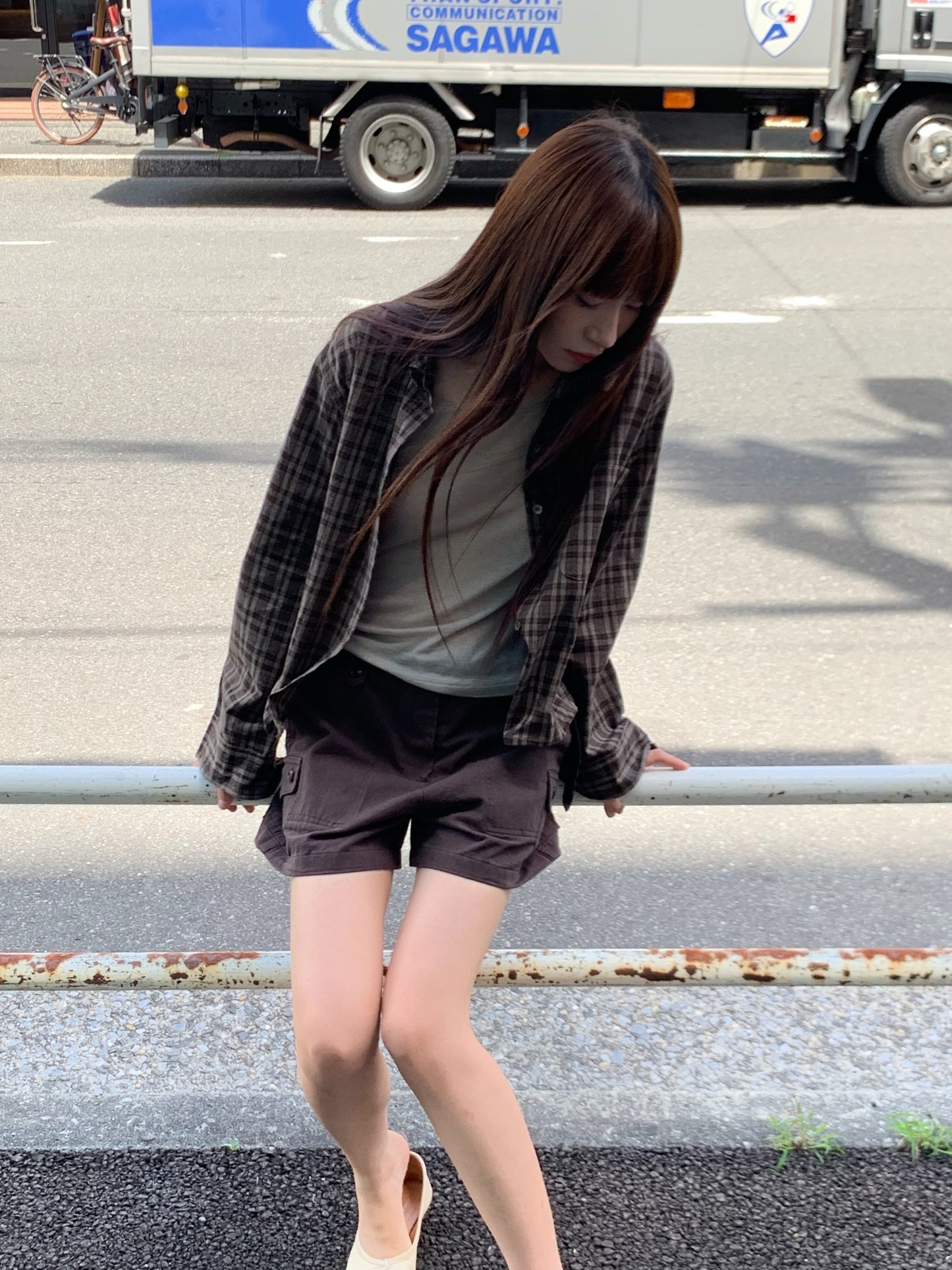checkered wire shirt