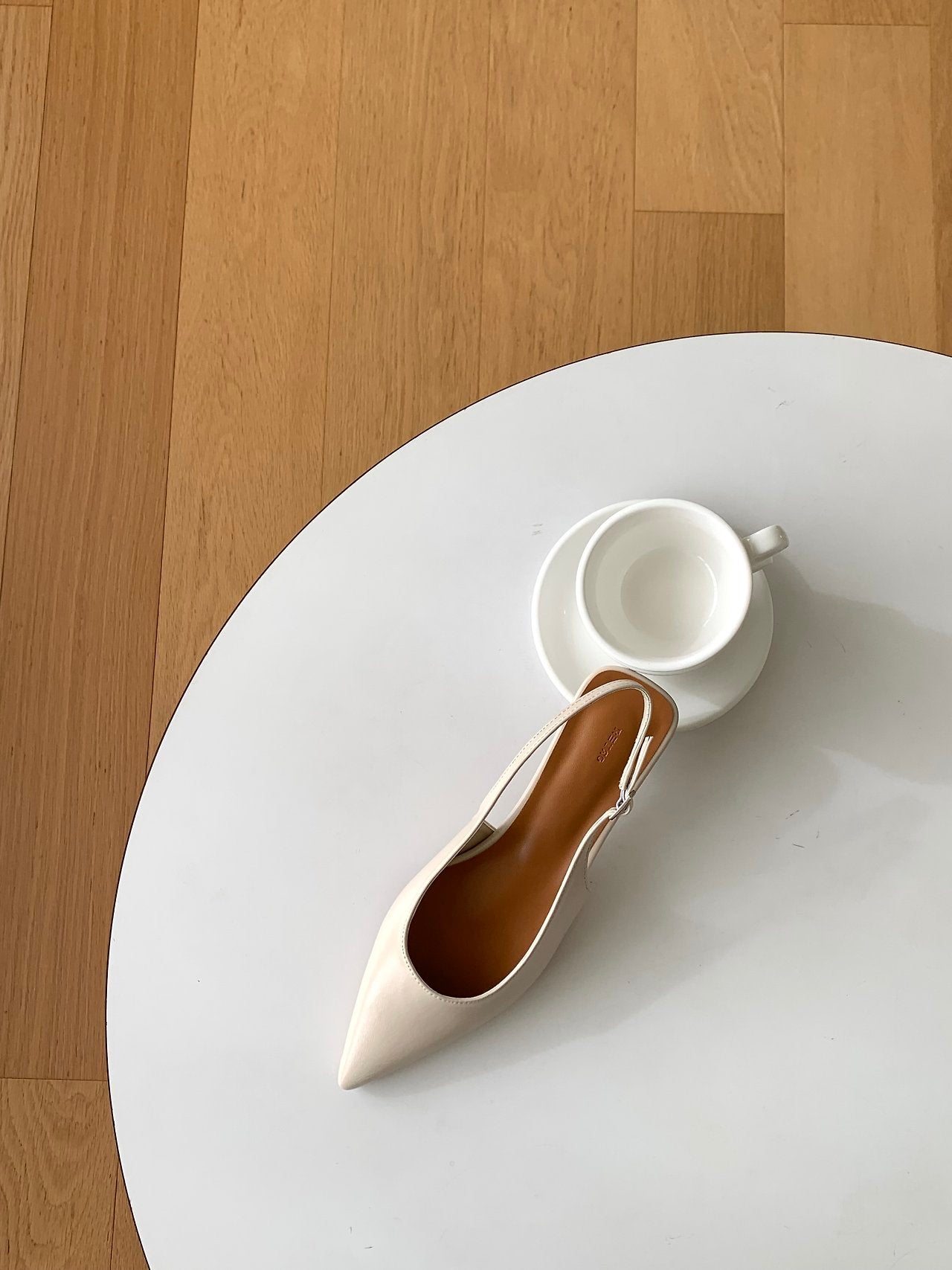 Lua Pointed Slingback