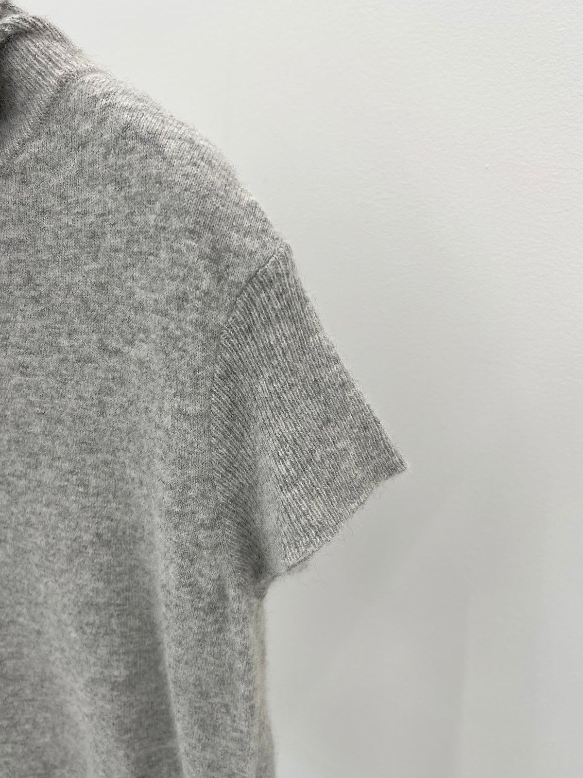 coel fox turtleneck short-sleeve knit-3col