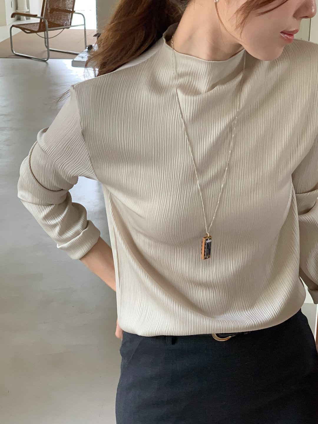 Roy pleats soft high neck top-3col