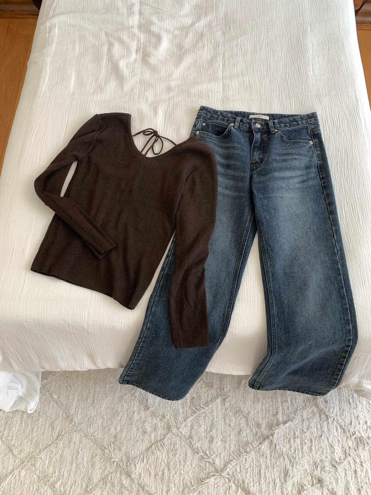 Ibon V-Neck knit-4col