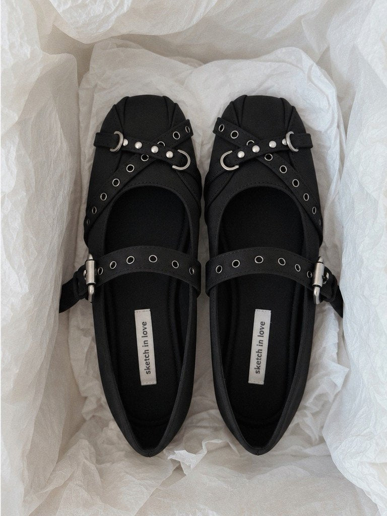 chrome eyelet flat-2col