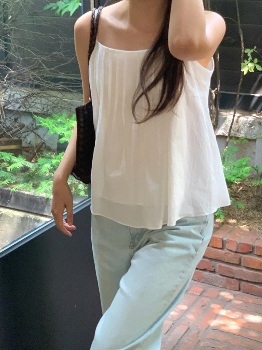 Lobe pintuck sleeveless blouse-2col