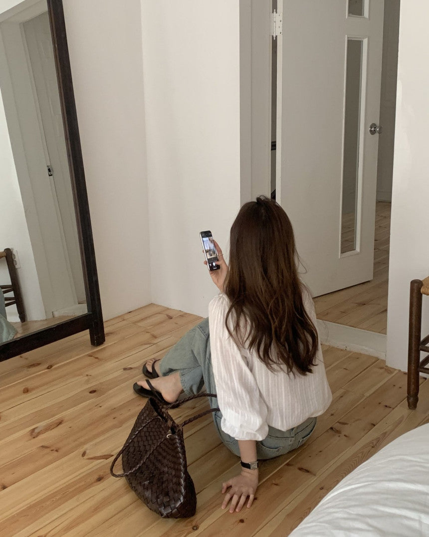 Riel ruffle blouse-2col