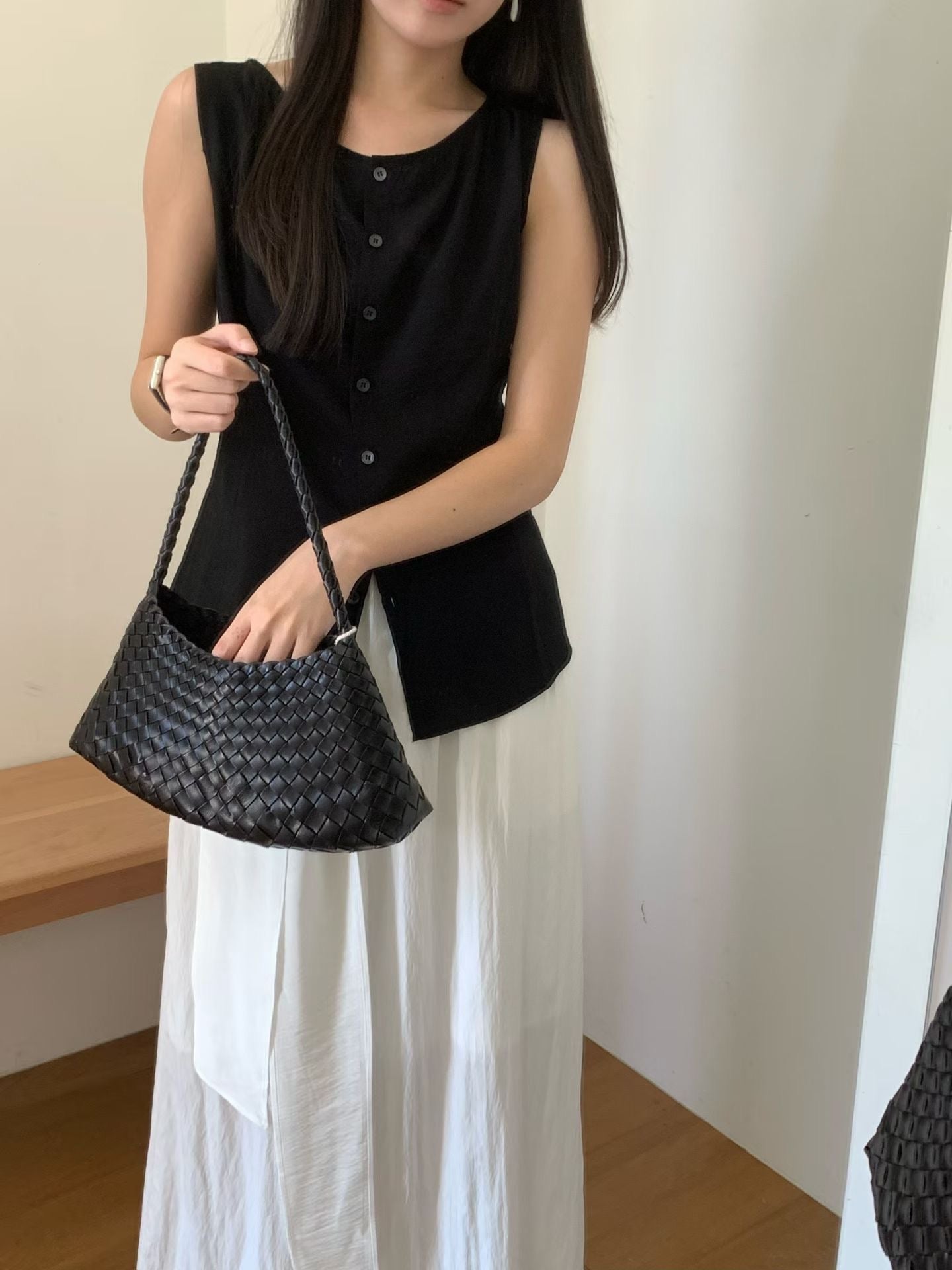 Leanne sleeveless-3col