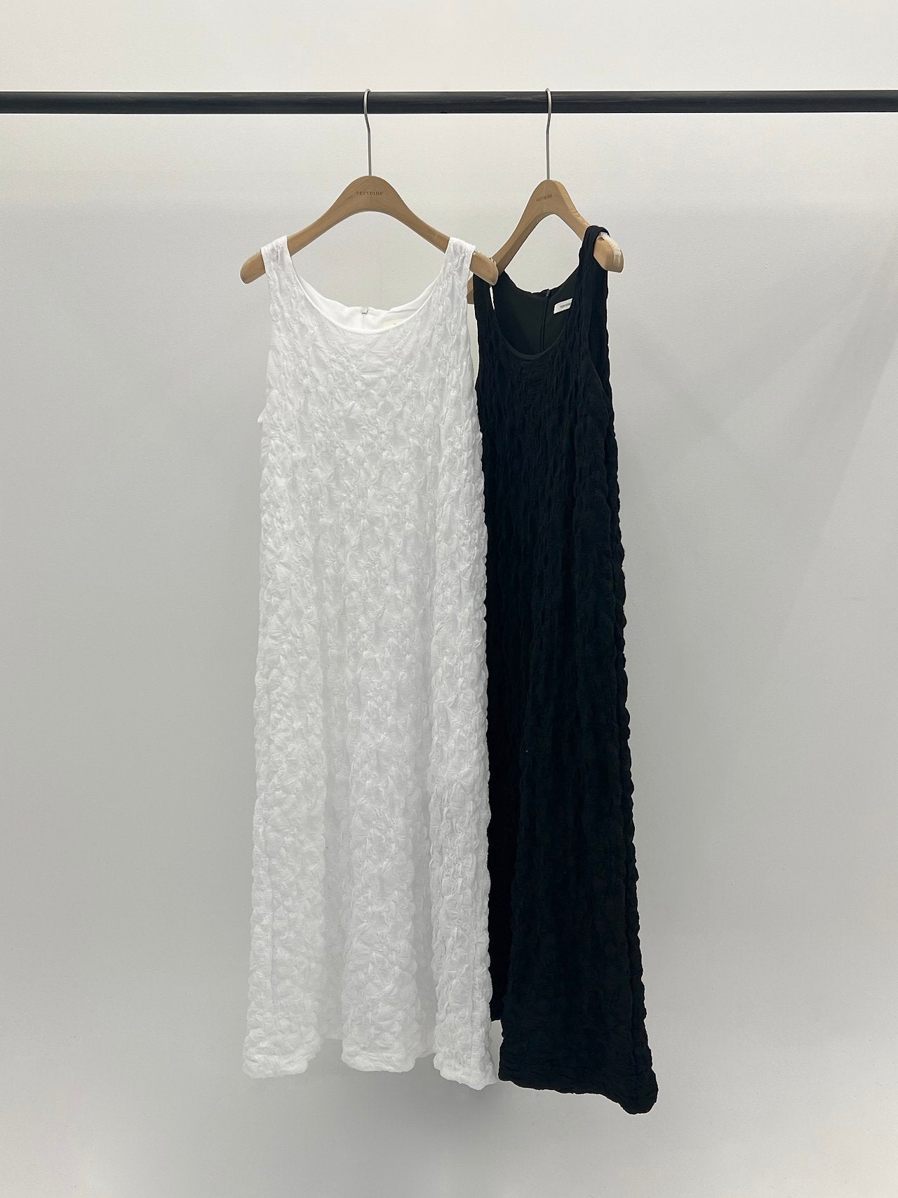 Brel wrinkle u-neck long onepiece-2col