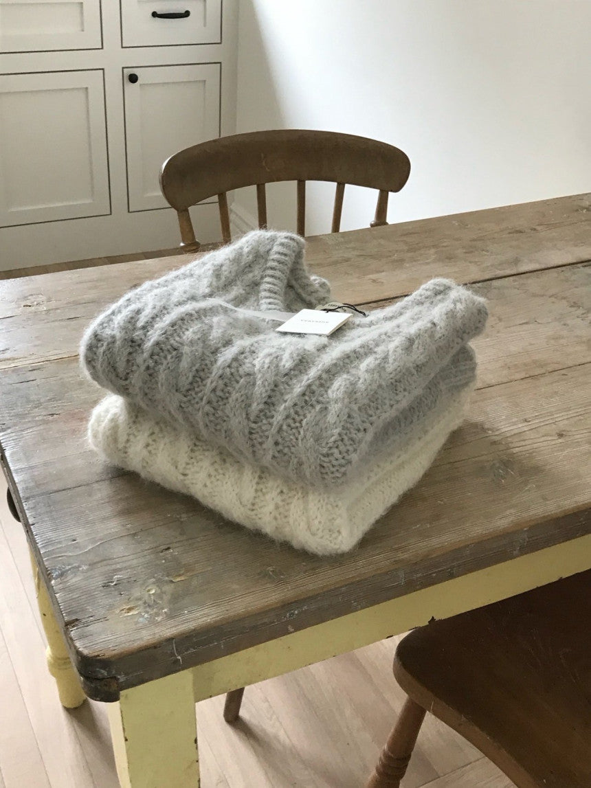 Alpaca canle v neck vest-2col
