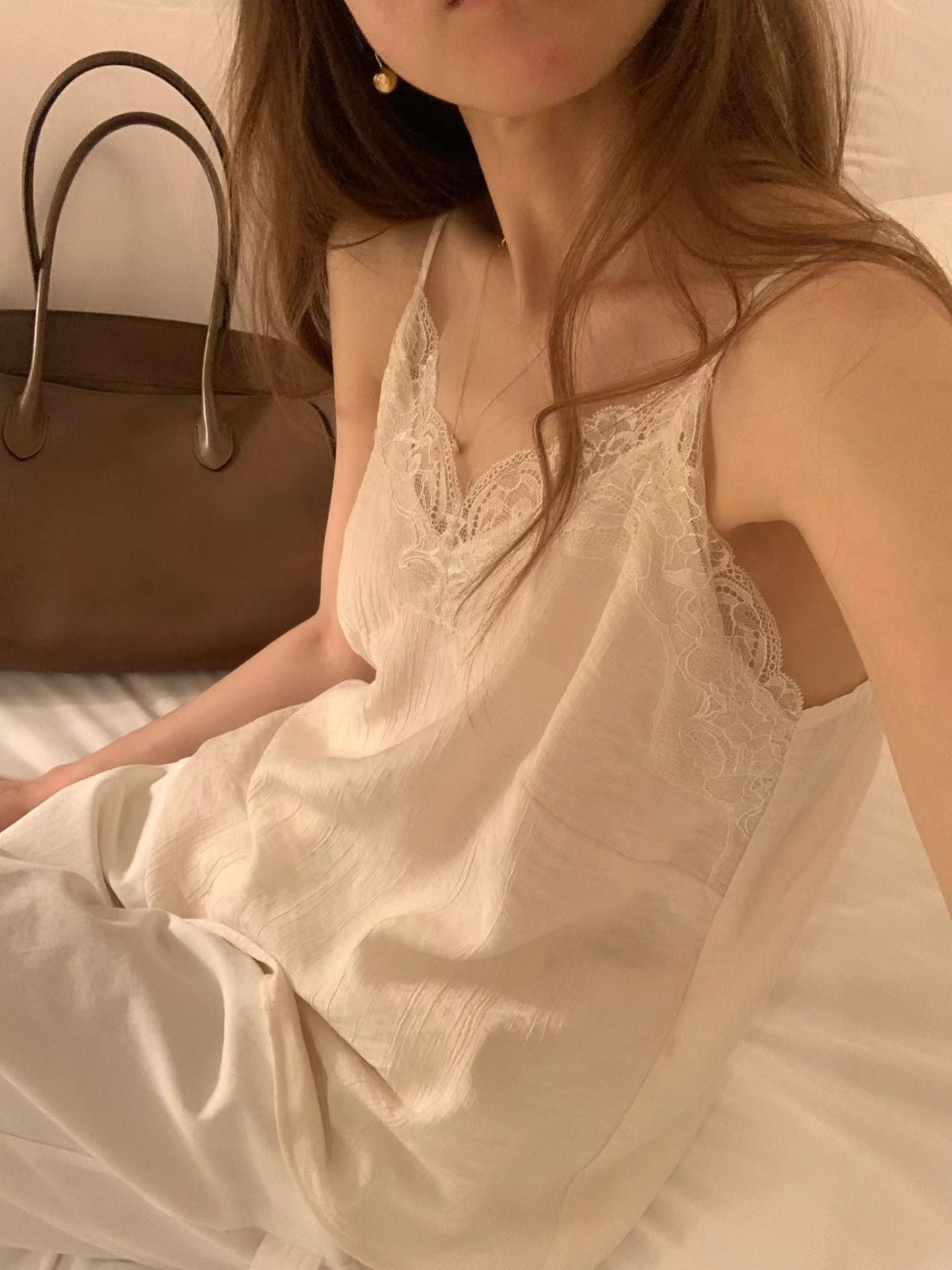 Ounce camisole lace blouse-2col