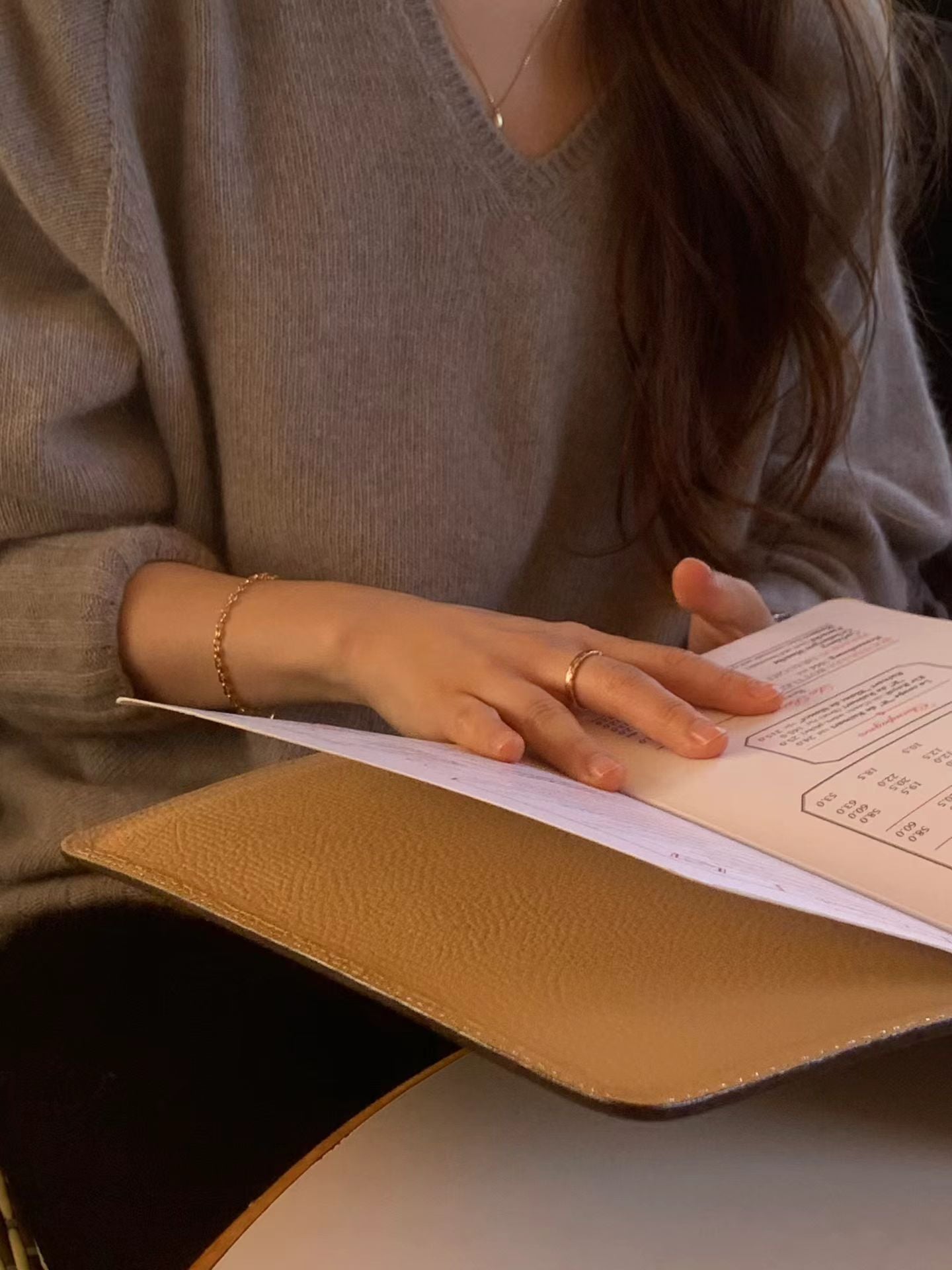 Ounce hairy raccoon v knit-4col