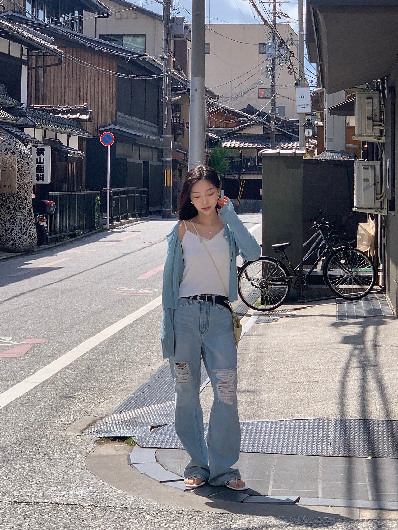 Mood straight damage denim