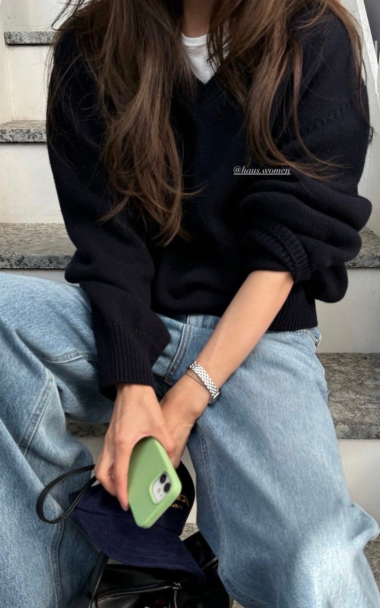 Haus geelong wool v-neck knit-4col