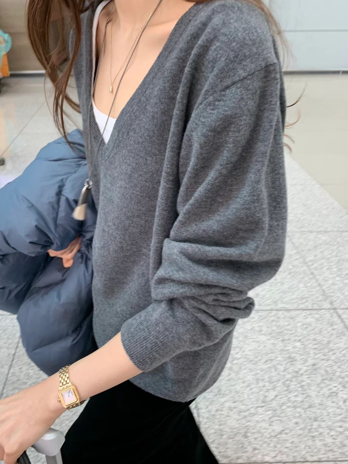 Ounce lage deep V-neck knit-3col