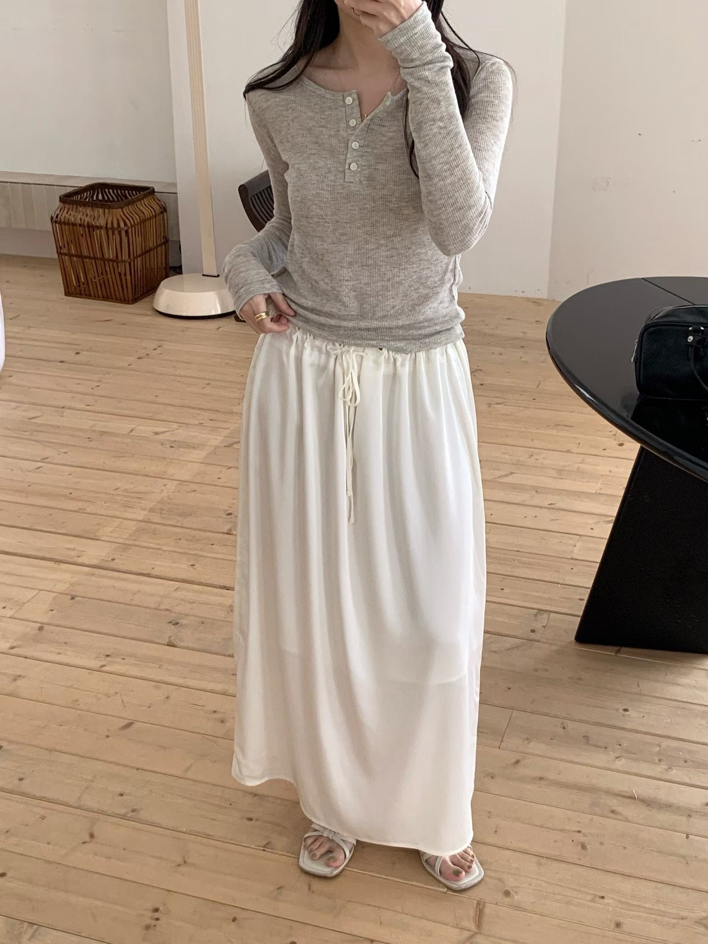 Elin satin long skirt-2col