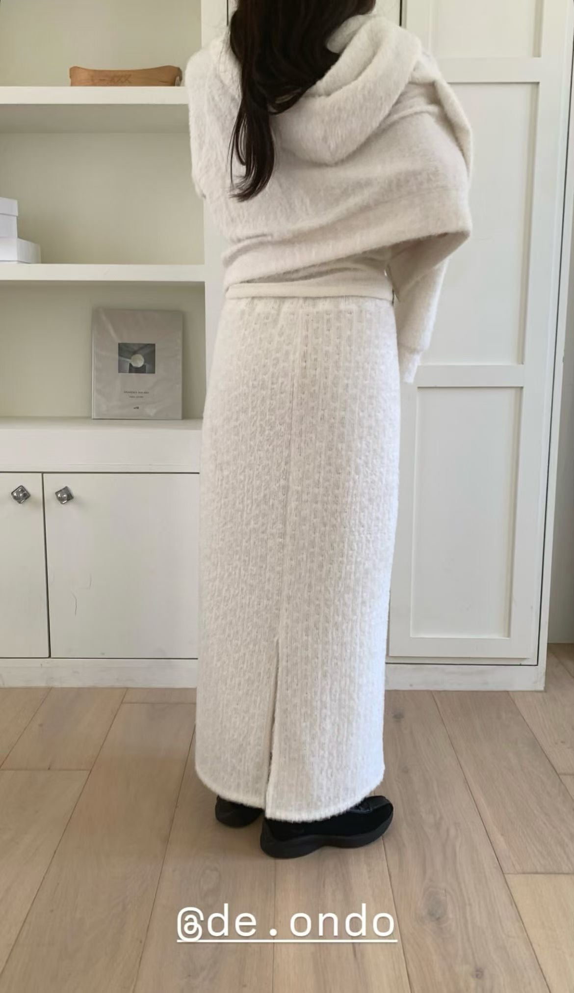 Warm eyelet skirt-2col