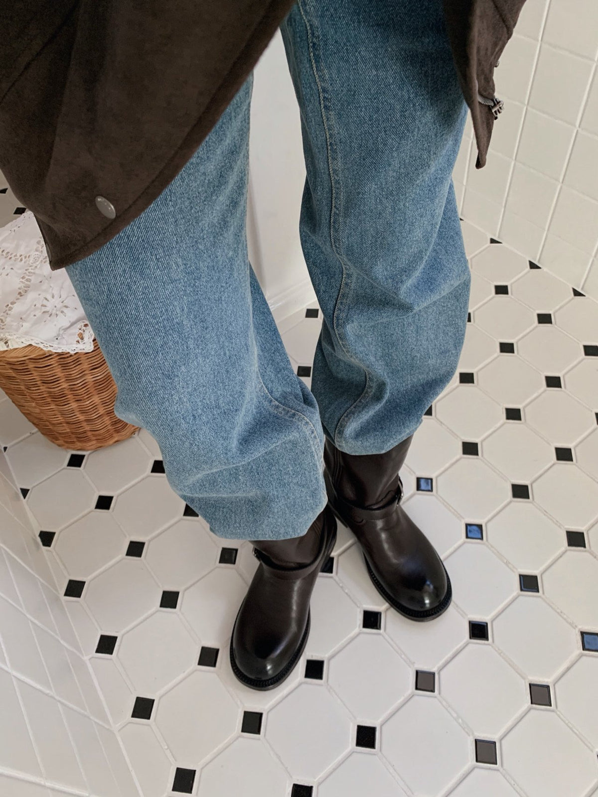 burnished leather buckle boots-2col