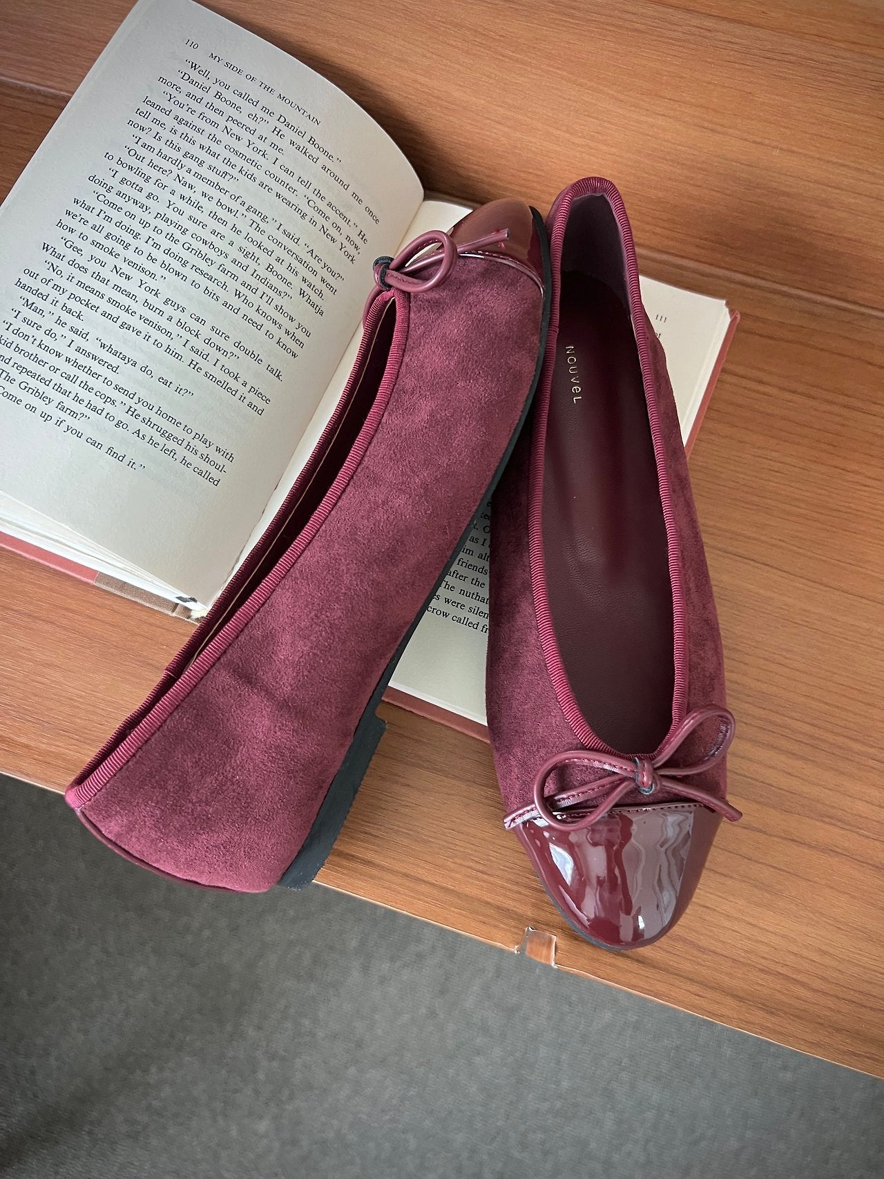 Autumn suede ribbon flats