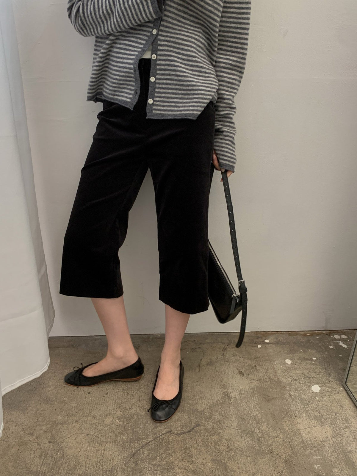 velvet capri pants