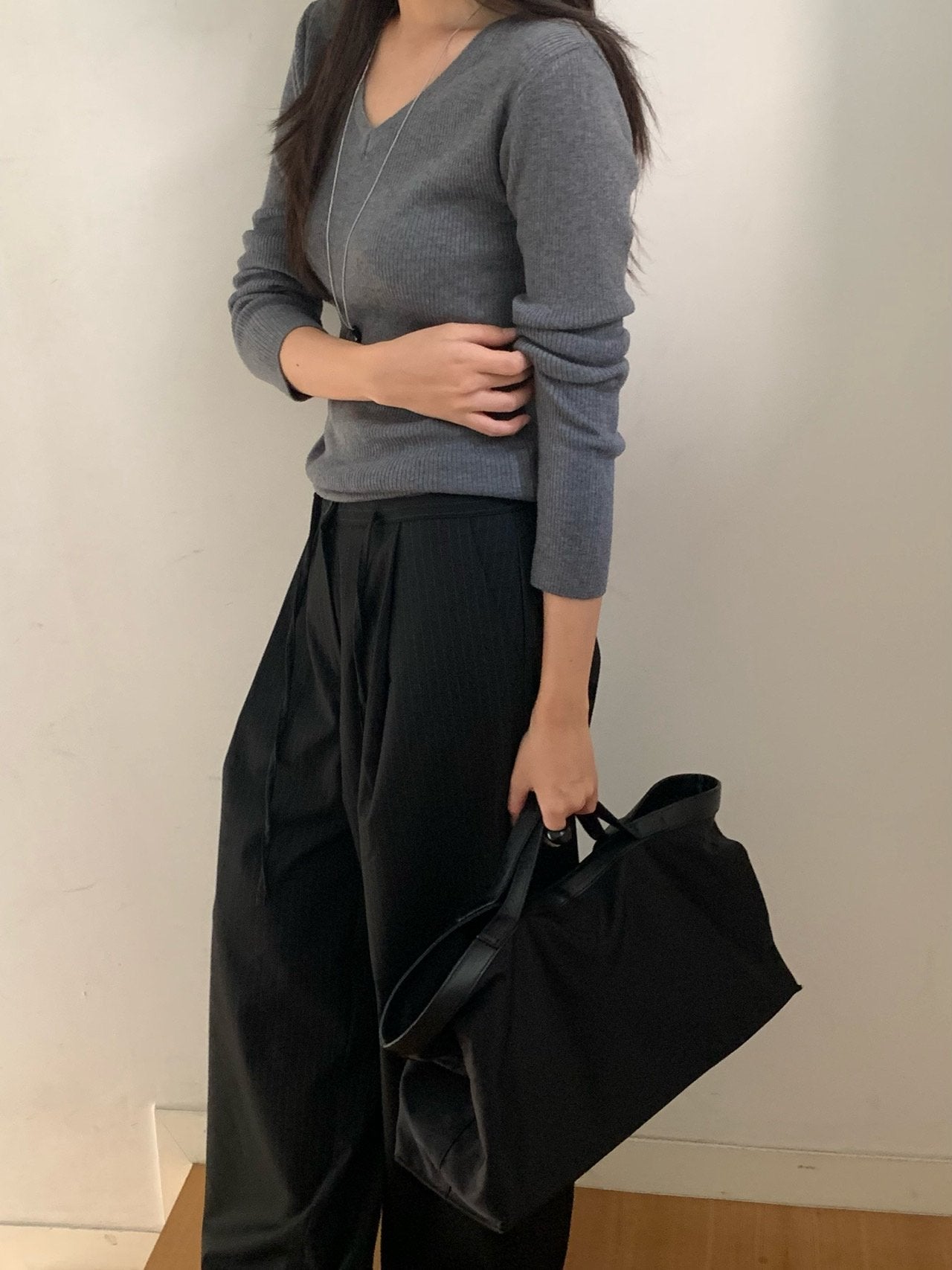 Ibon V-Neck knit-4col