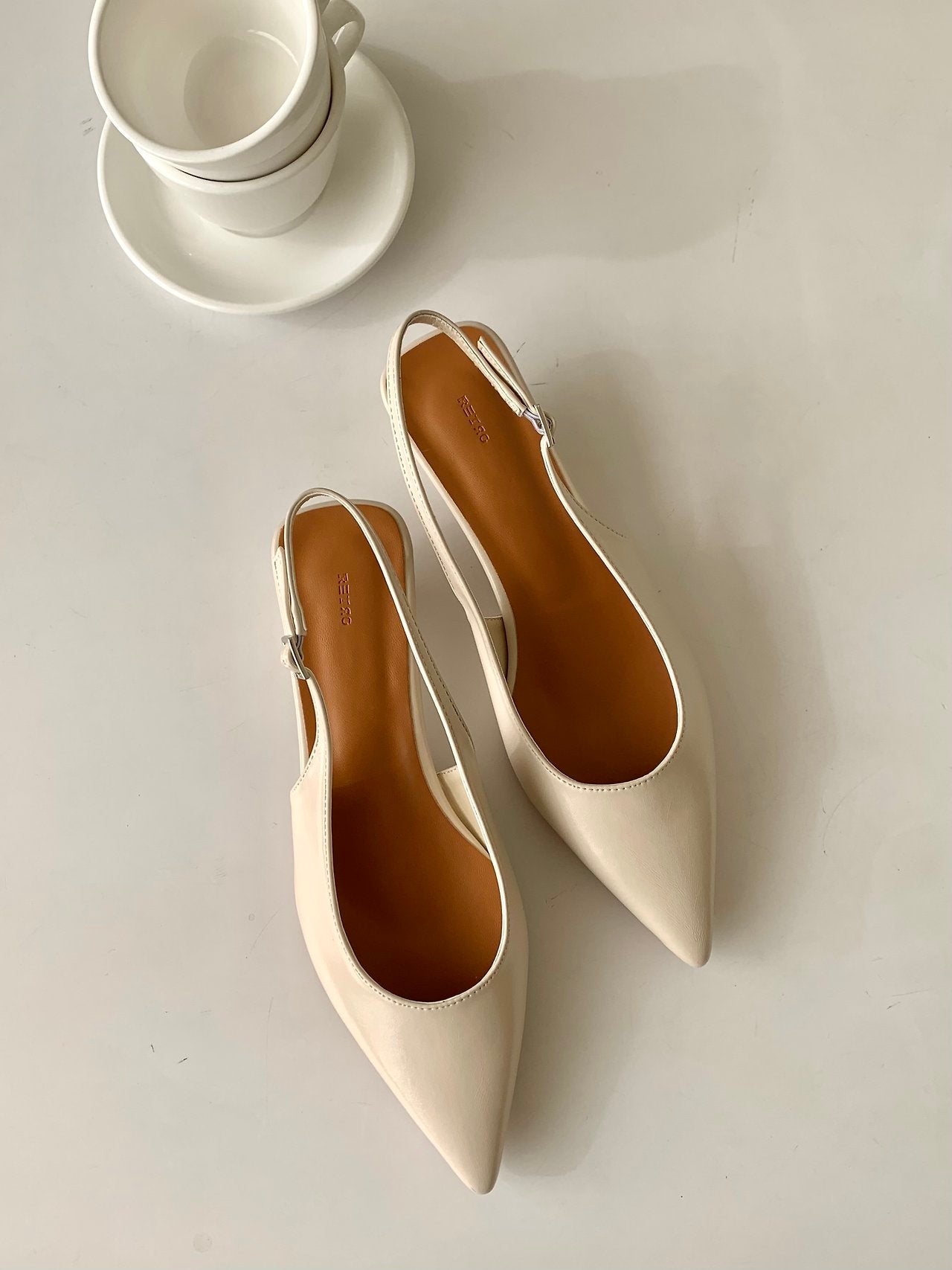 Lua Pointed Slingback