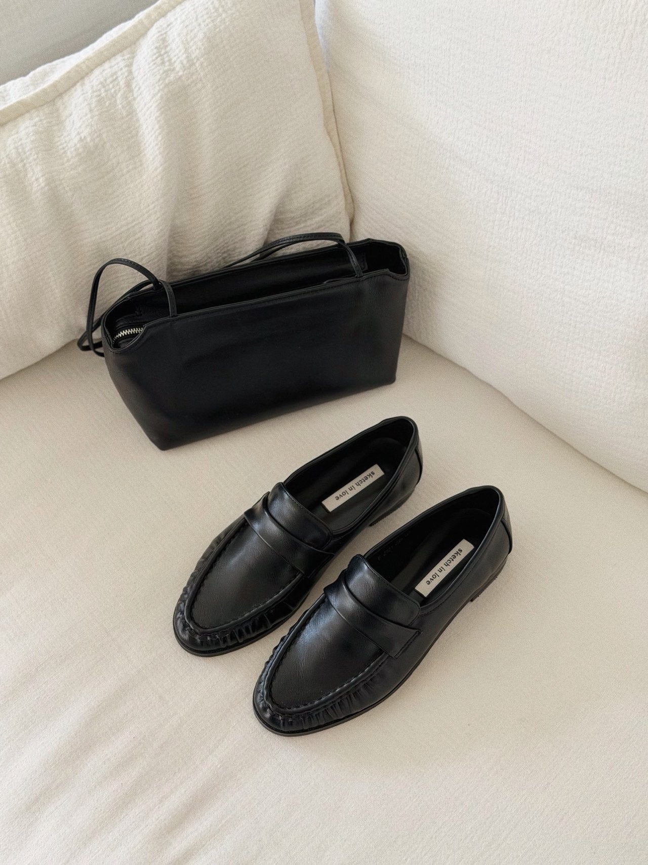 Classic Shirring Loafer