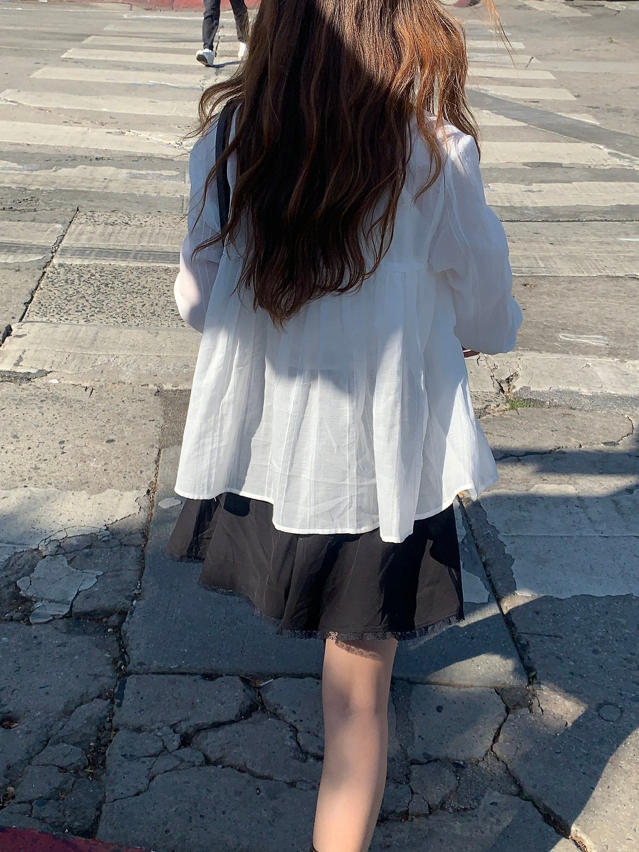 Arel V-neck string blouse