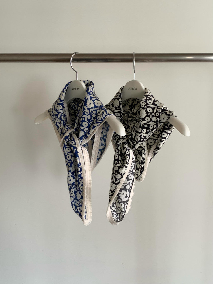 square scarf-2col