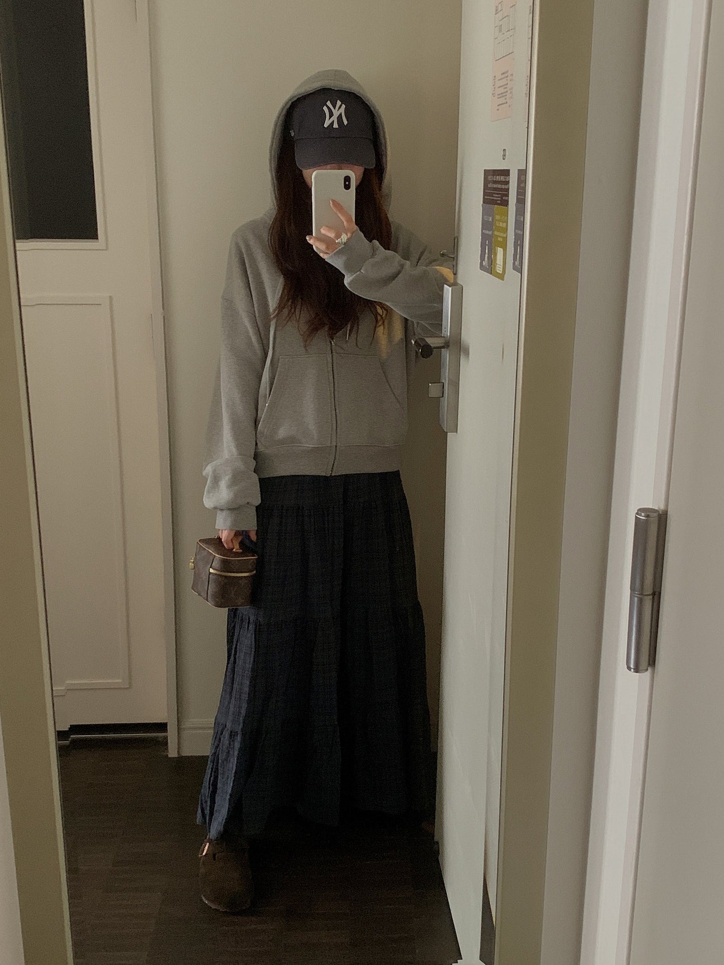 Essential gimo hood zip-up&pants&skirt-3col