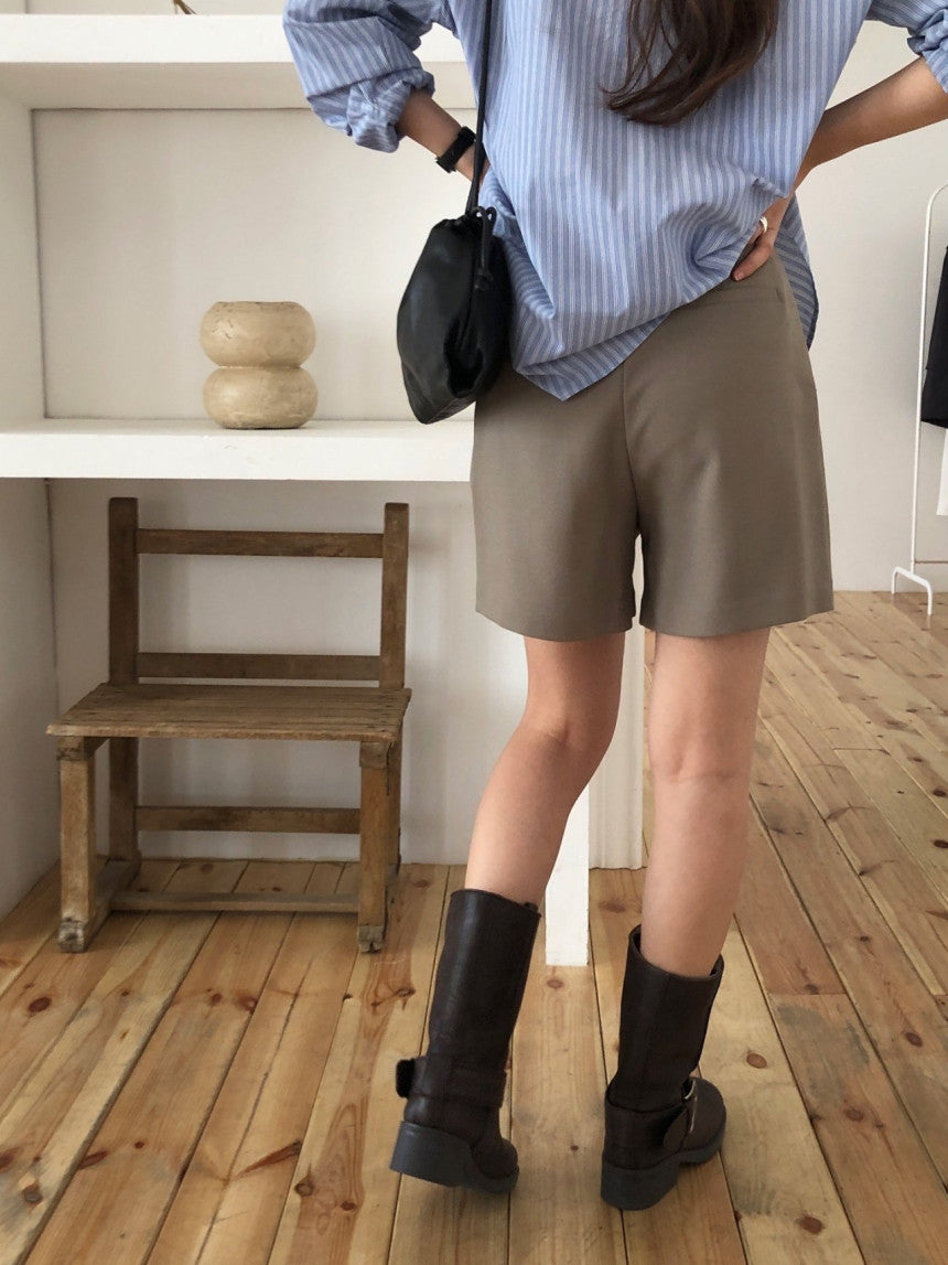Noma pintuck half pants-2col