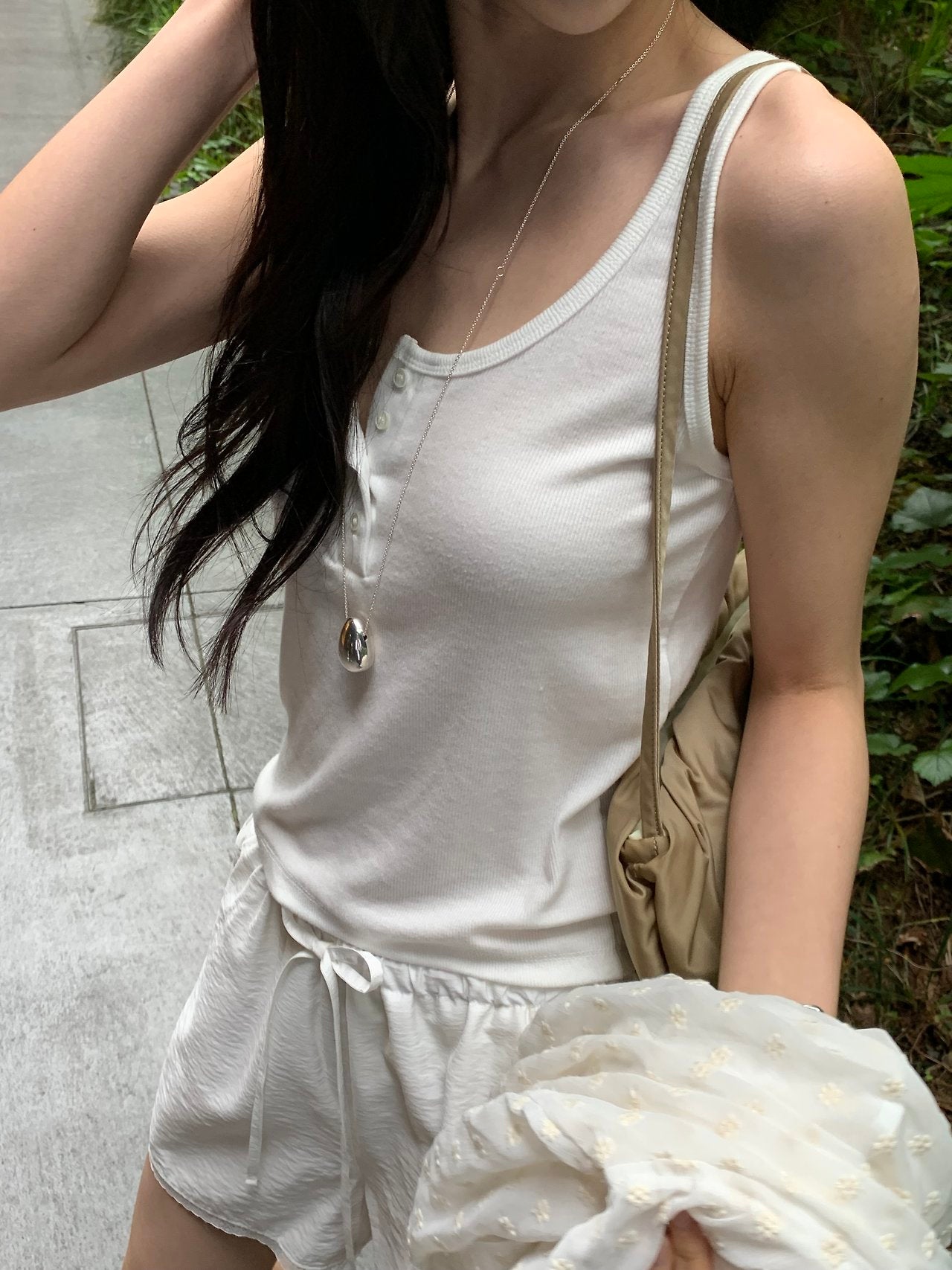 Loe henley neck sleeveless-3col