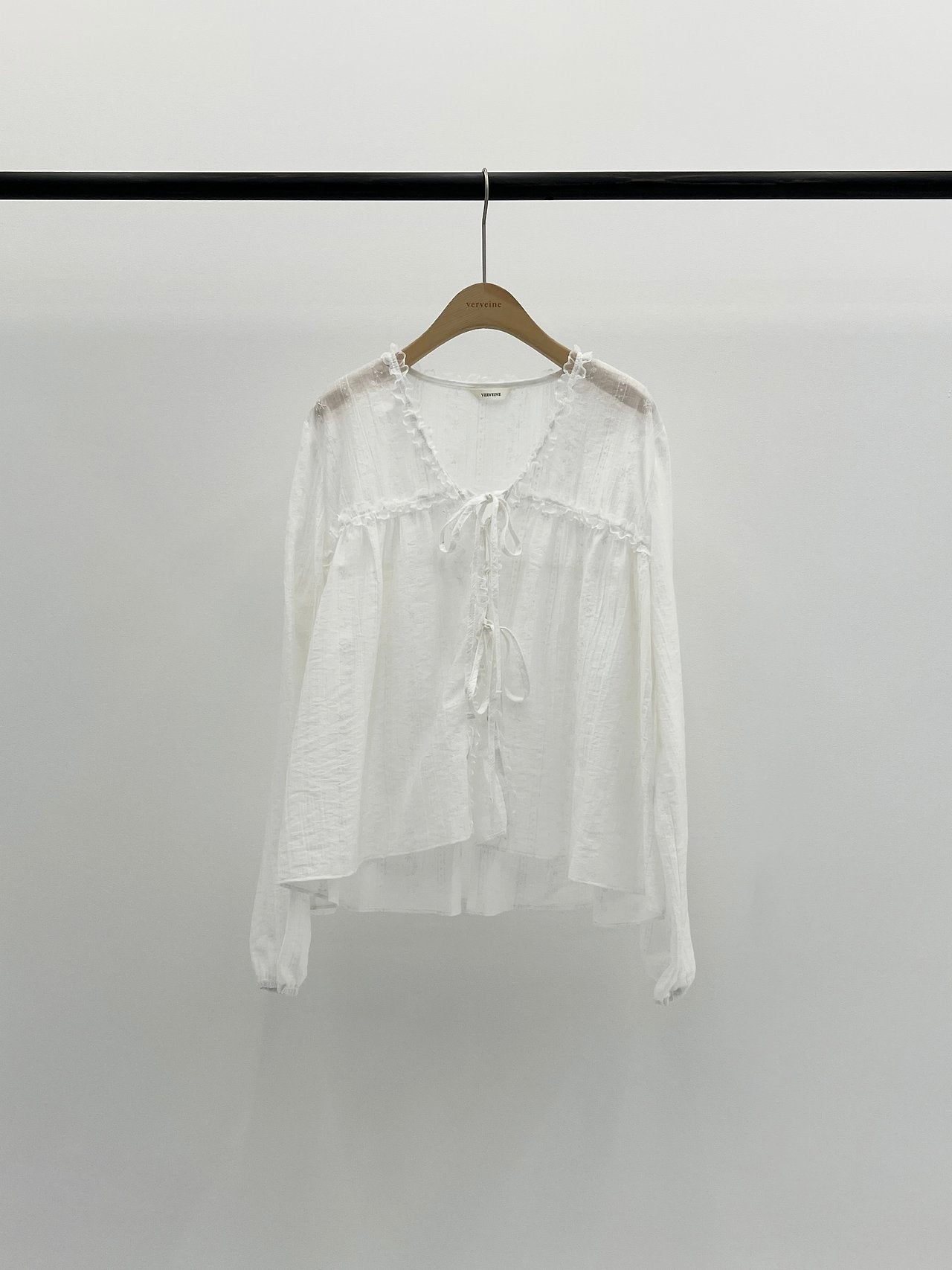 Anna V-neck frill blouse