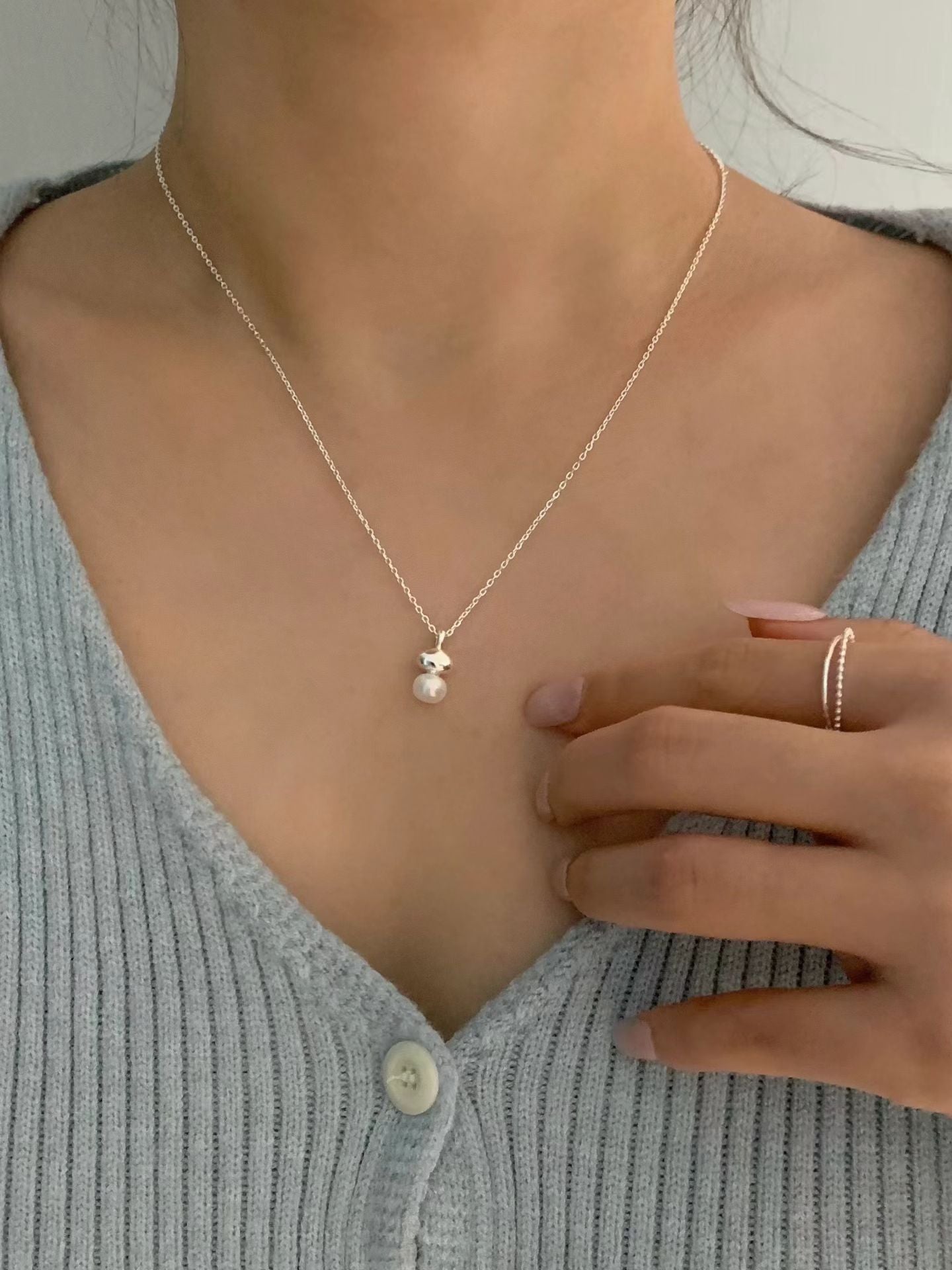 Pebble Stone Pearl Necklace