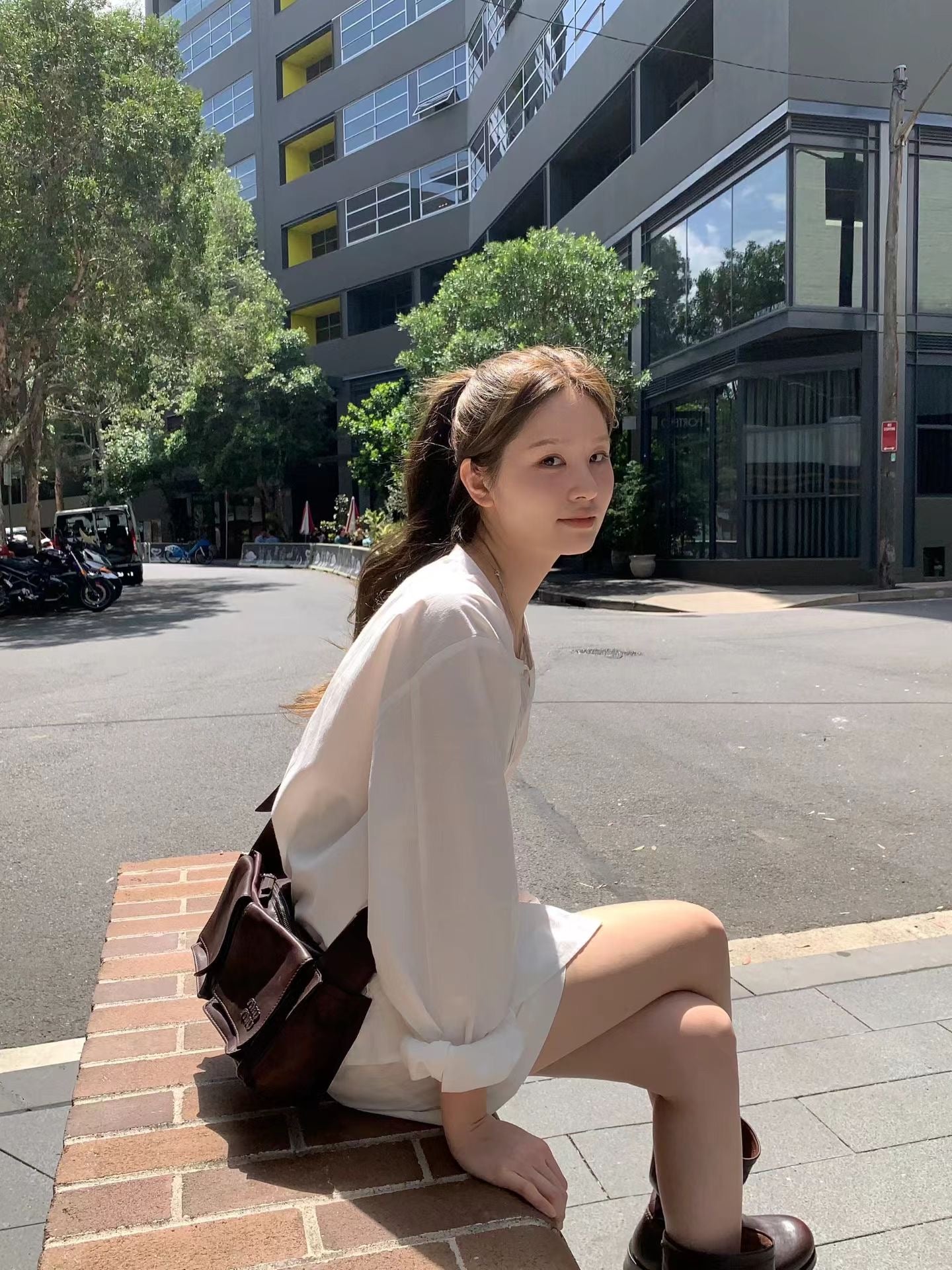 即納 Ounce kity pintuck blouse