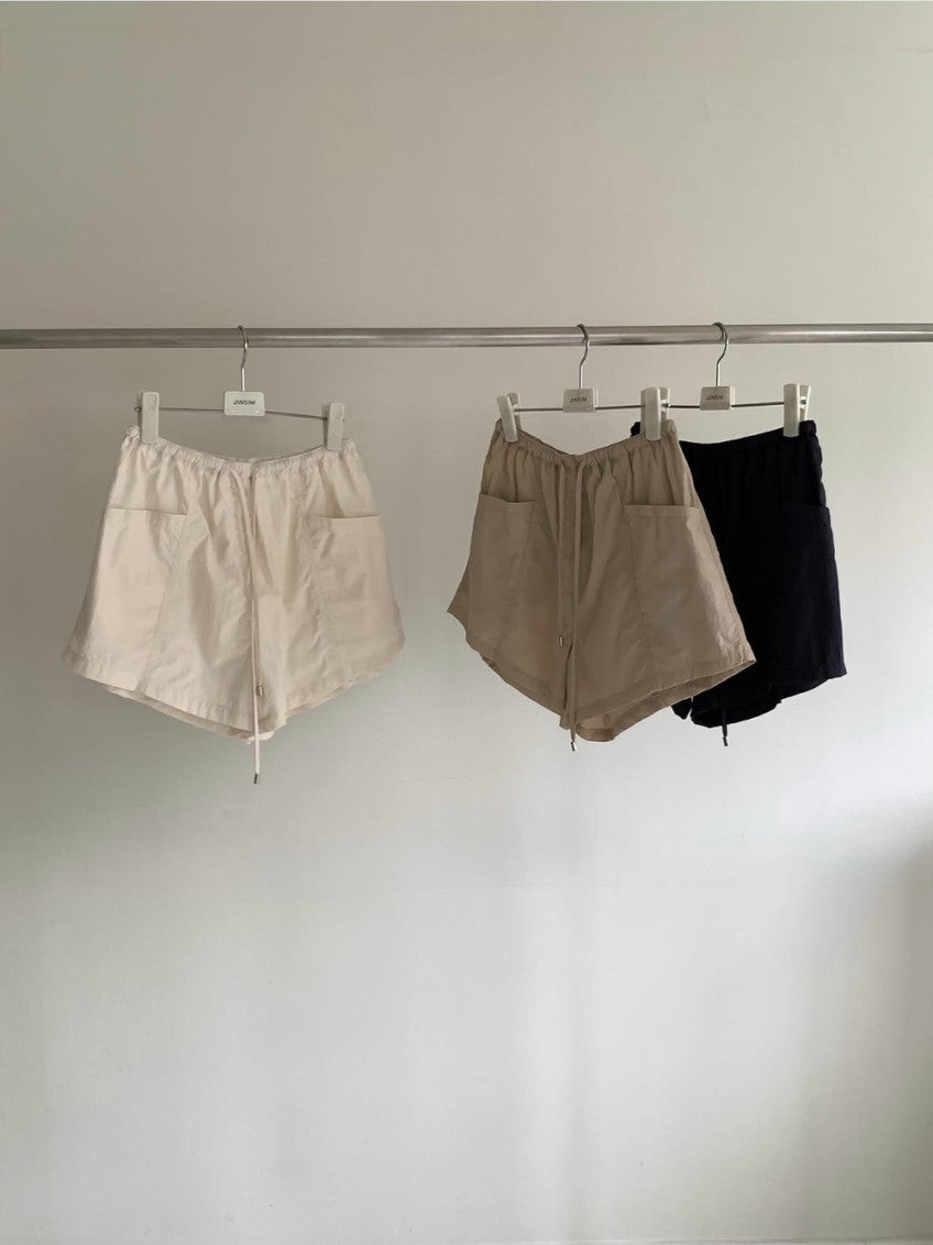 Calling shorts-3col