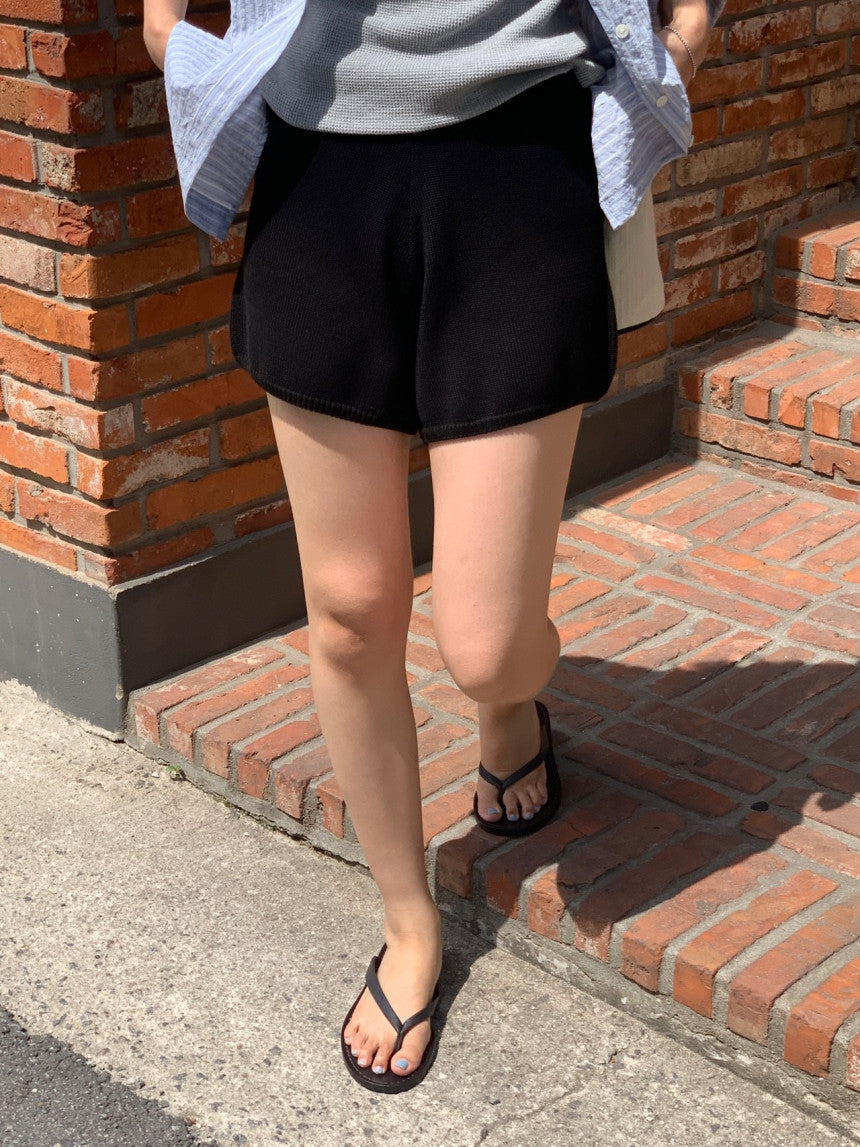 Want bamboo knit half pants-2col