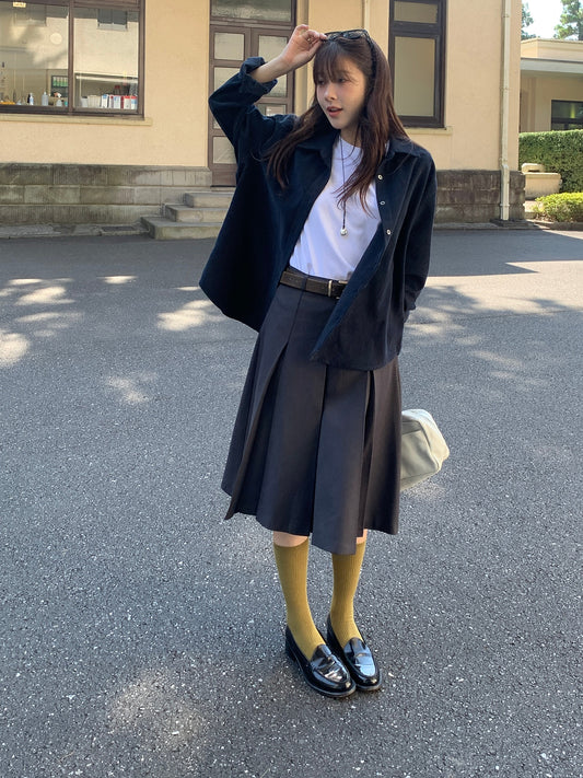 Inthe skirt-2col
