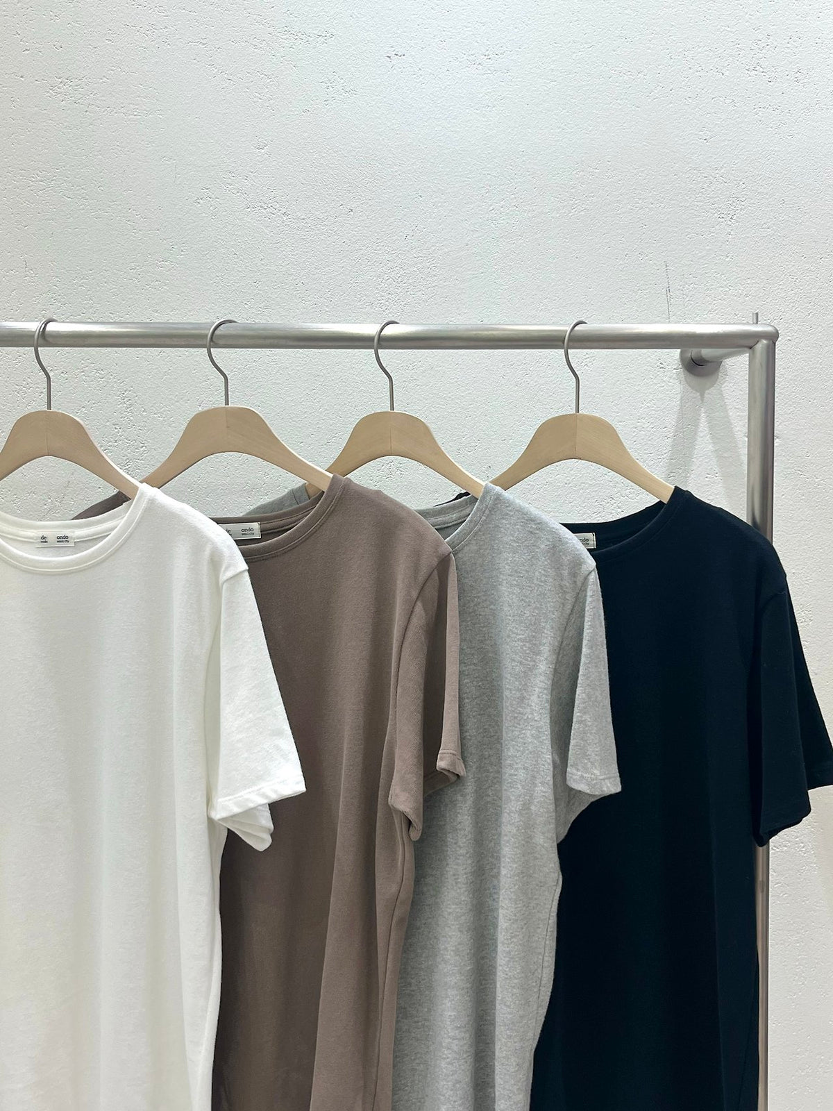 Deondo fall in single t-4col