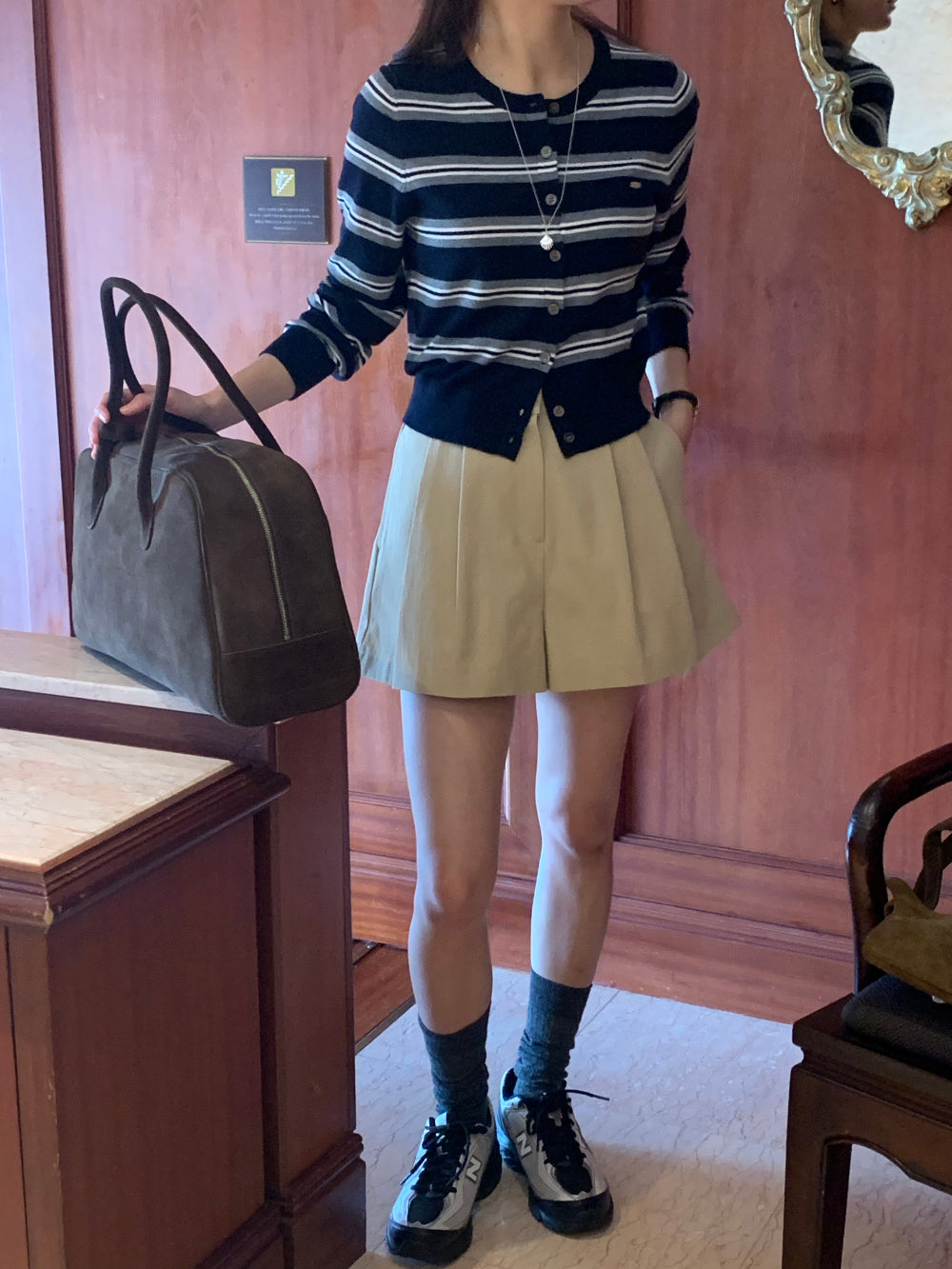 motion s.t cardigan-2col