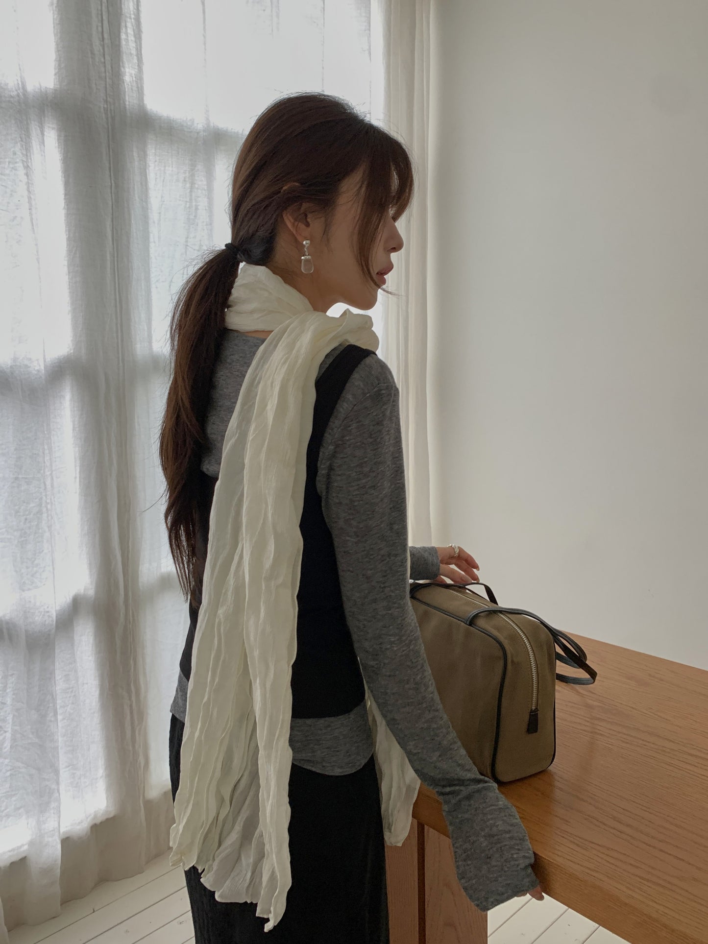 pratt twisted scarf