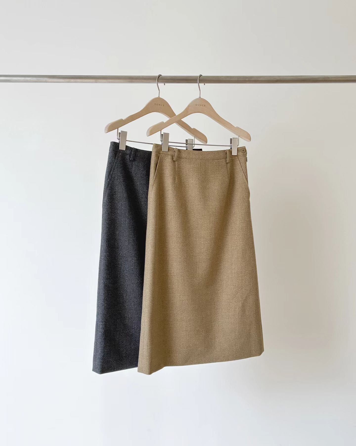 Ounce kelly wool midi skirt-3col