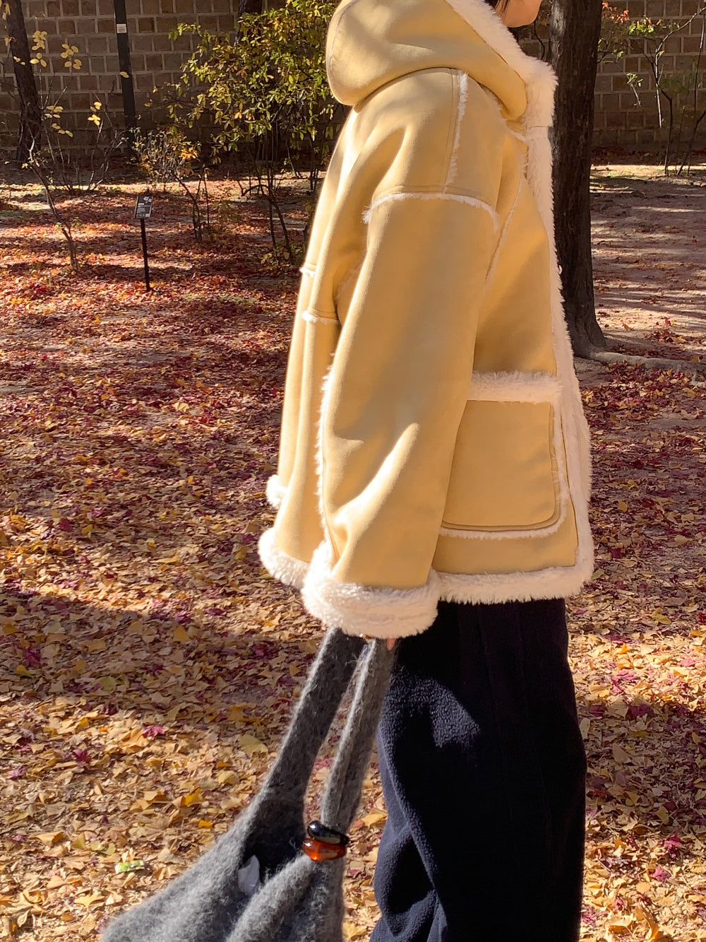 Shabble Mustang-2col