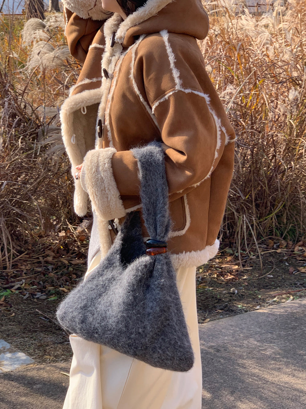 Shabble Mustang-2col