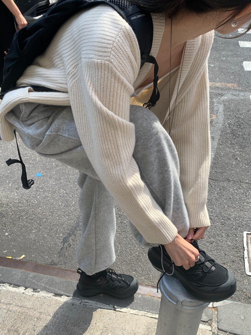 warm sweatpants-3col