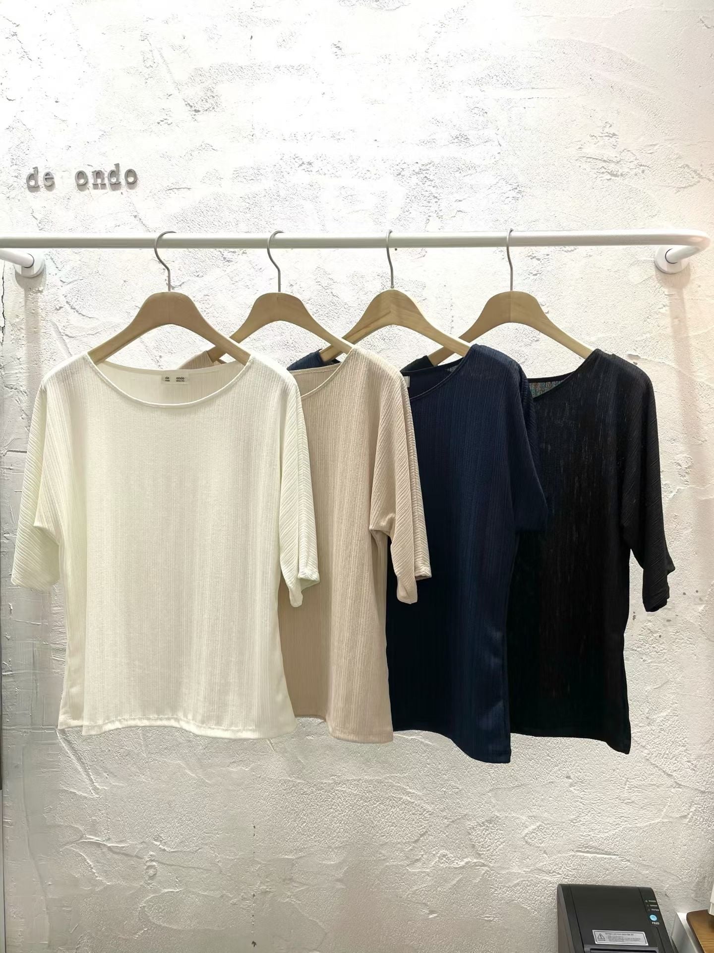 deondo pleats half T-4col