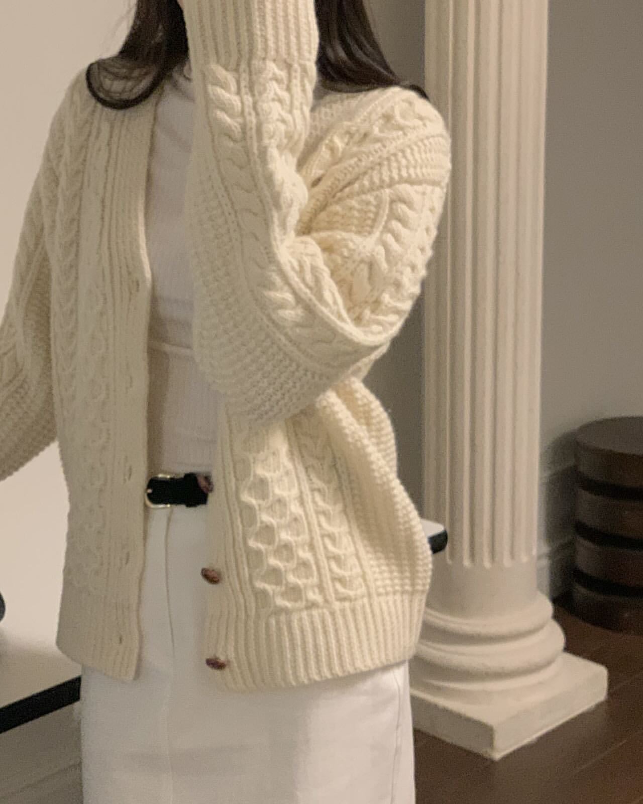 Rosy wool cable cardigan-2col