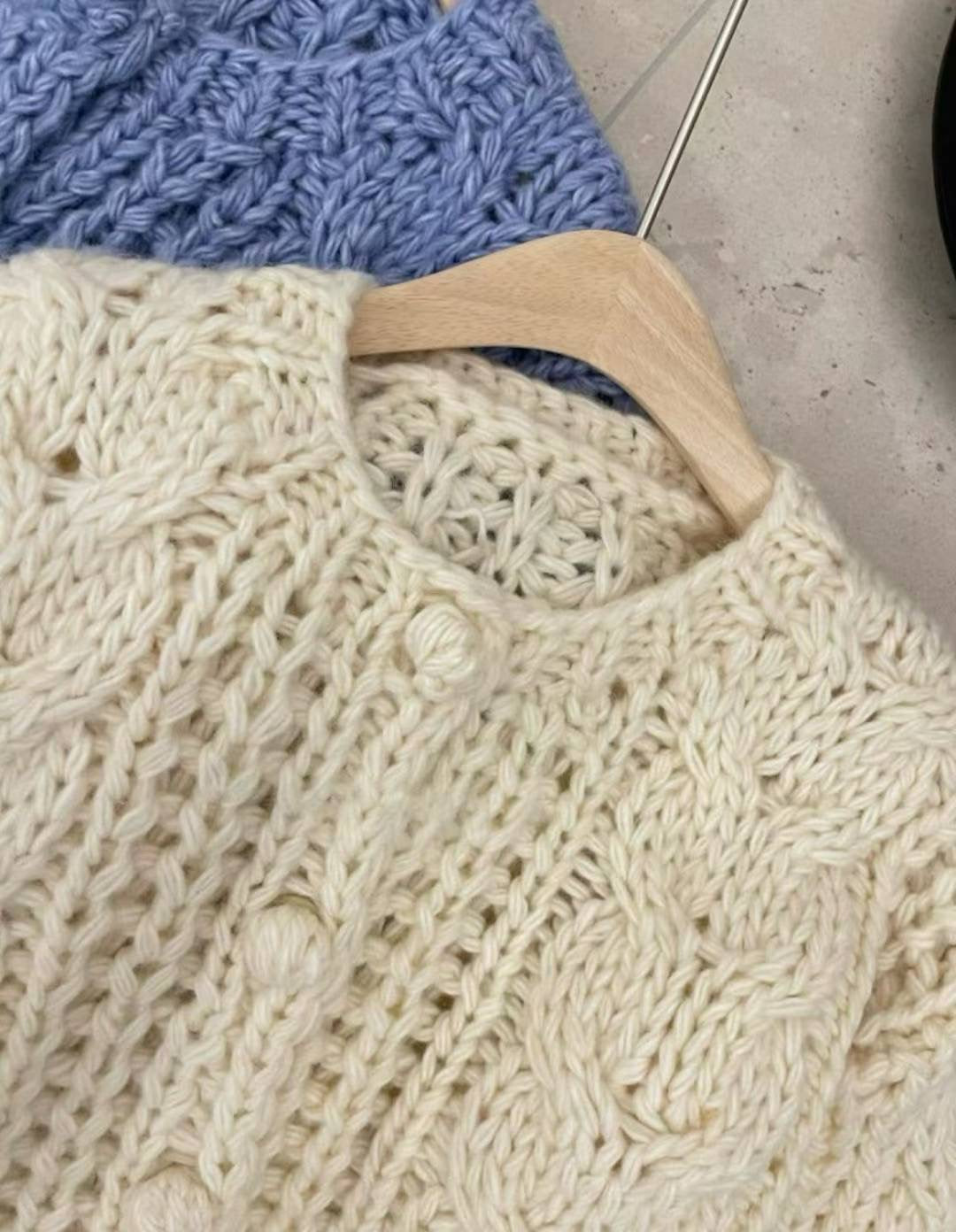 handmade cardigan-2col