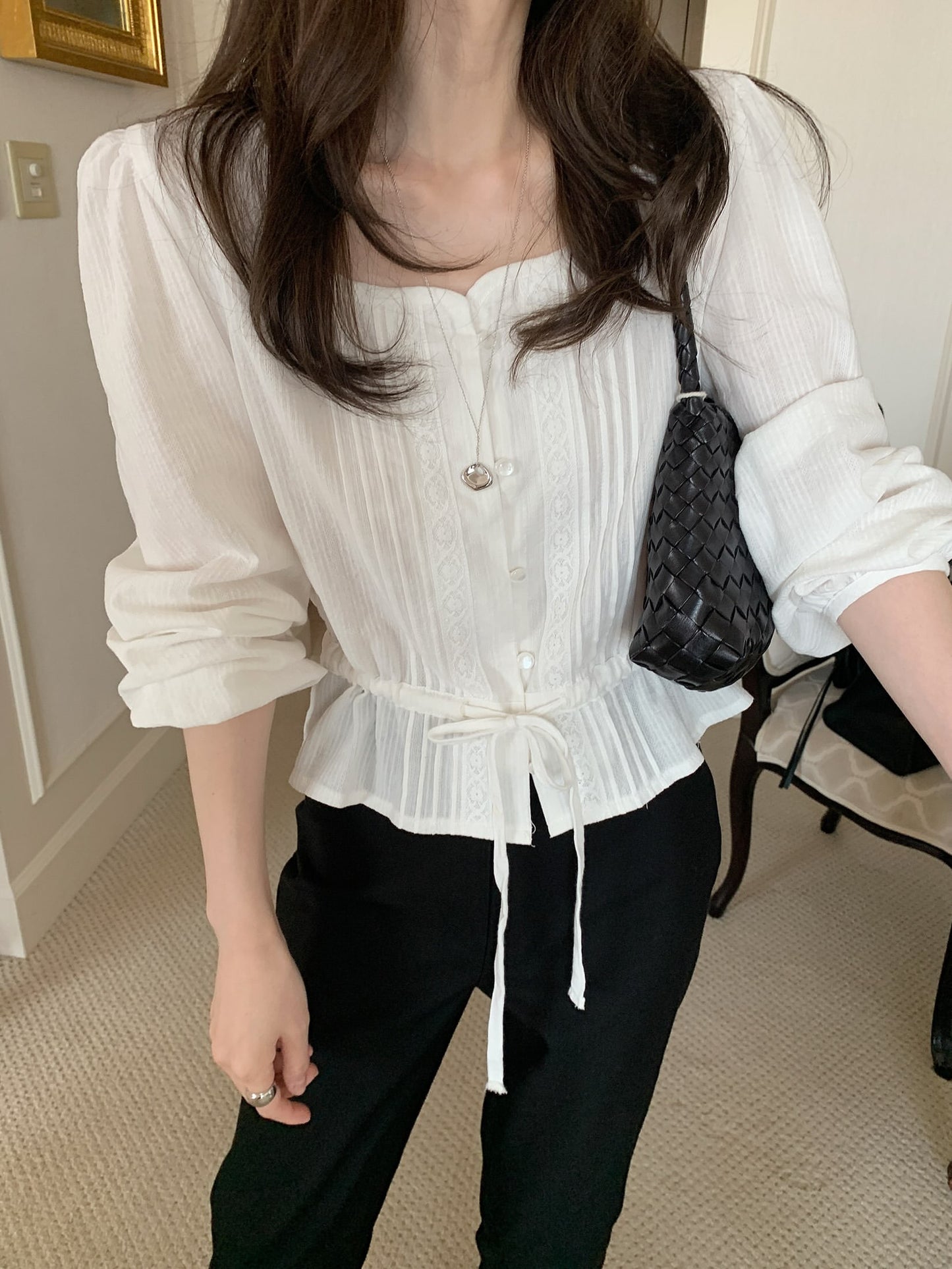 heart-neck pintuck blouse-2col