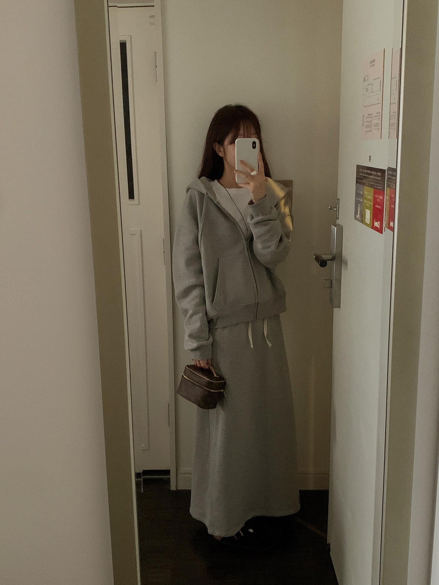 Essential gimo hood zip-up&pants&skirt-3col